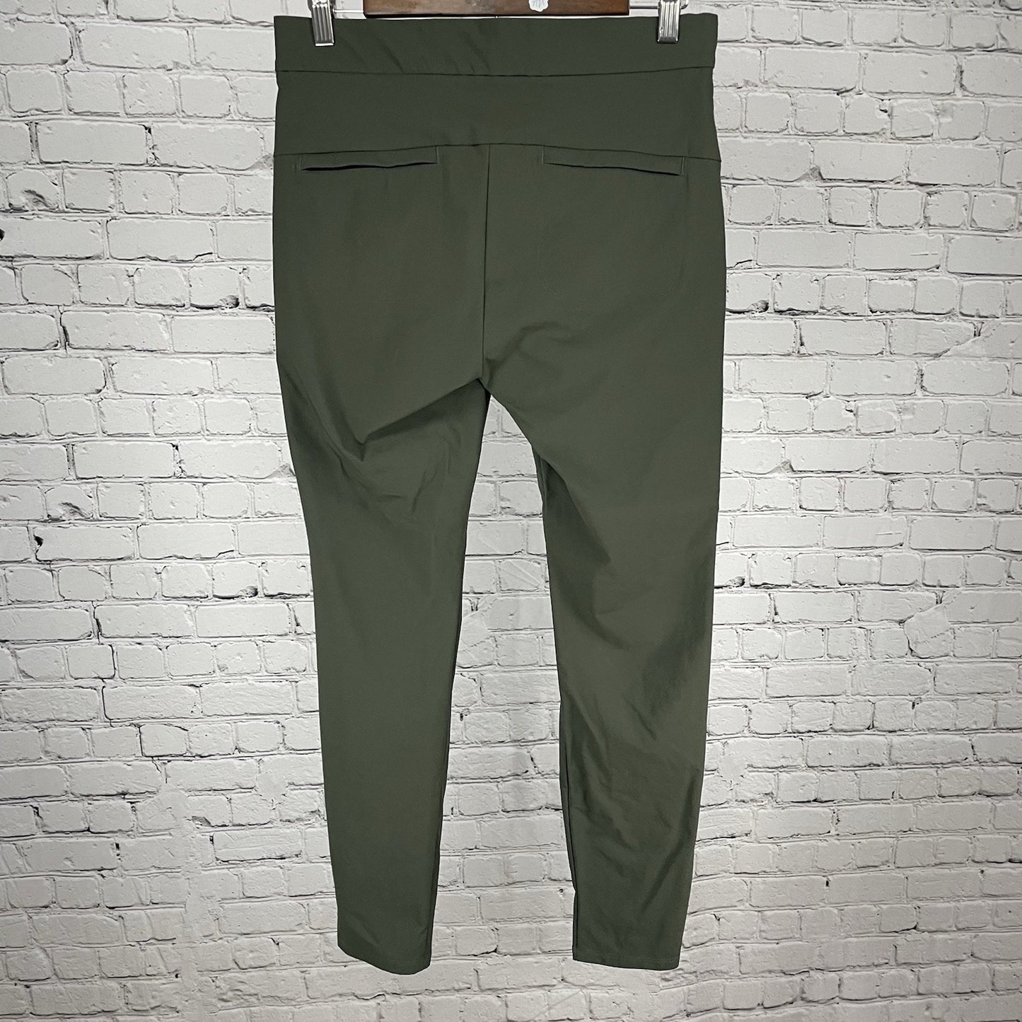Athleta Green Wander Stash Skinny Hiking Nylon Stretch Pants Size 4 (30x29)