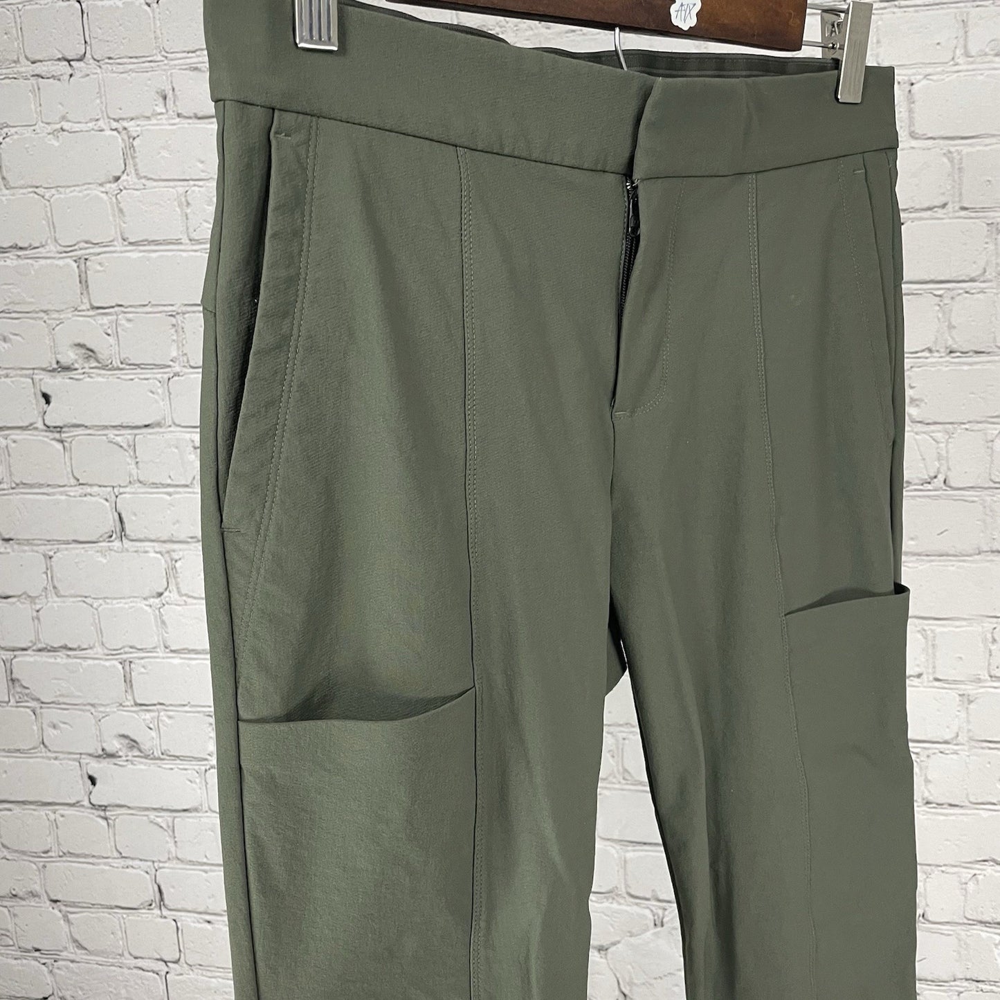 Athleta Green Wander Stash Skinny Hiking Nylon Stretch Pants Size 4 (30x29)