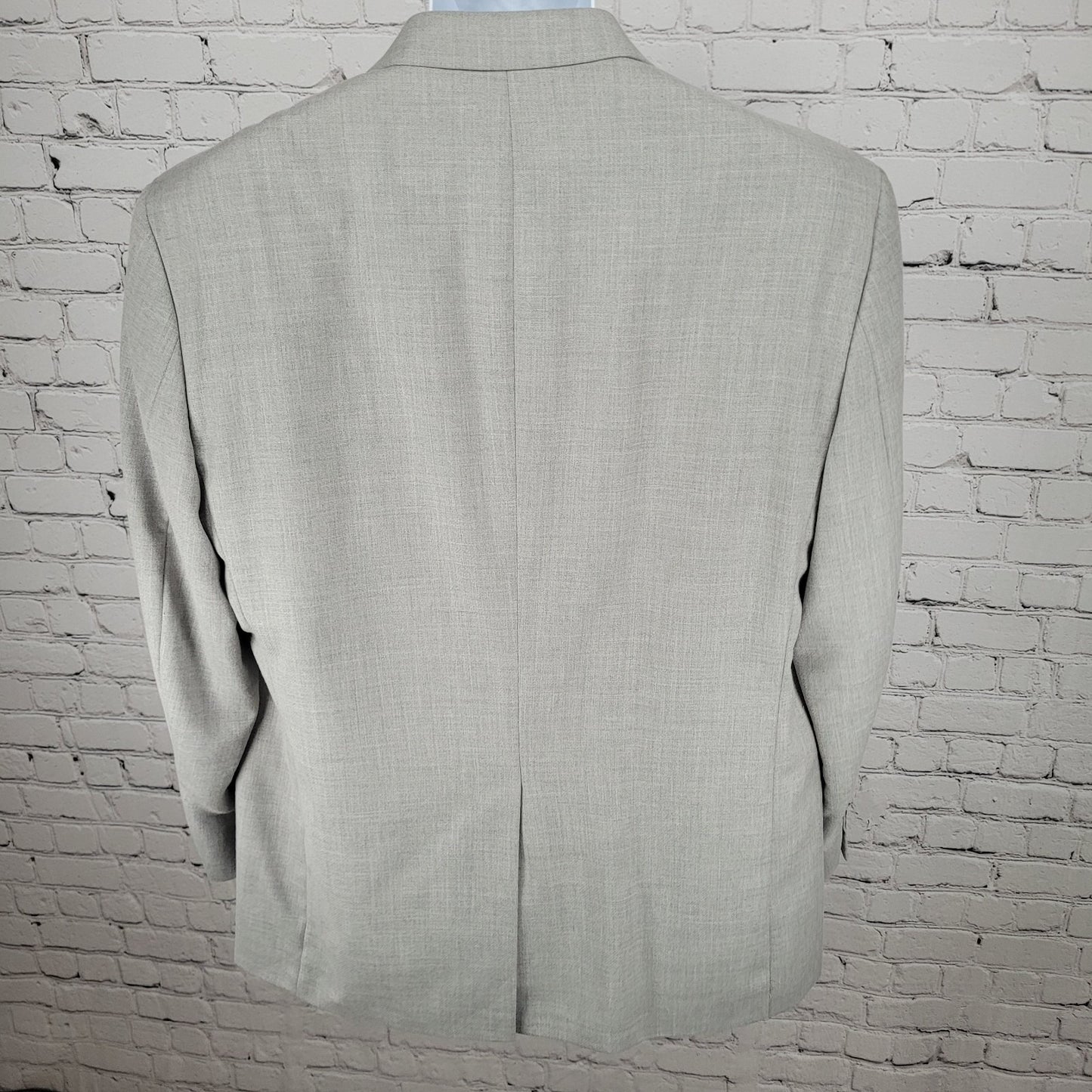 Stafford Light Grey 2 Button Single Vented Notch Blazer Sport Coat Size 44R
