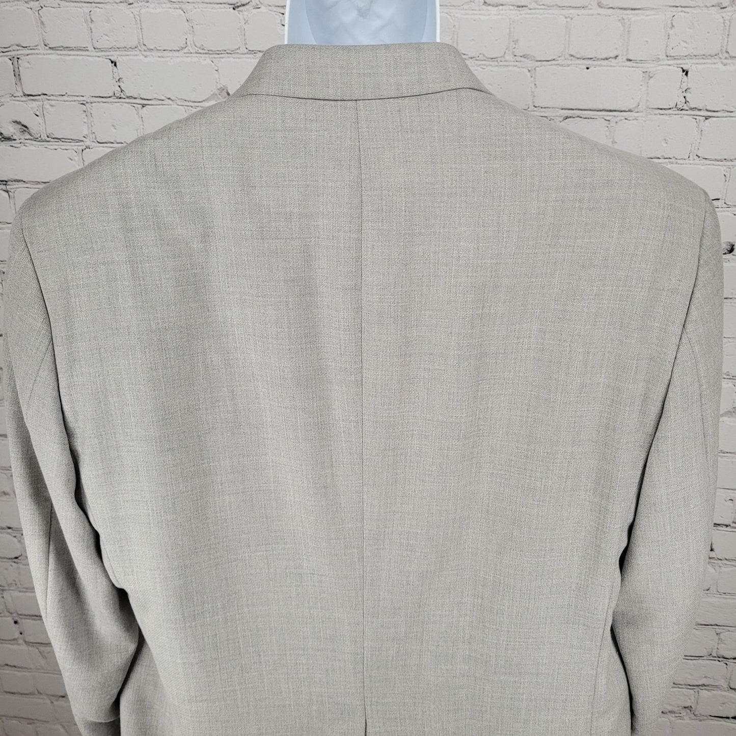 Stafford Light Grey 2 Button Single Vented Notch Blazer Sport Coat Size 44R
