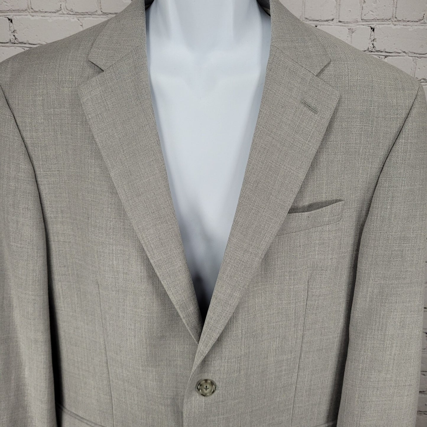 Stafford Light Grey 2 Button Single Vented Notch Blazer Sport Coat Size 44R