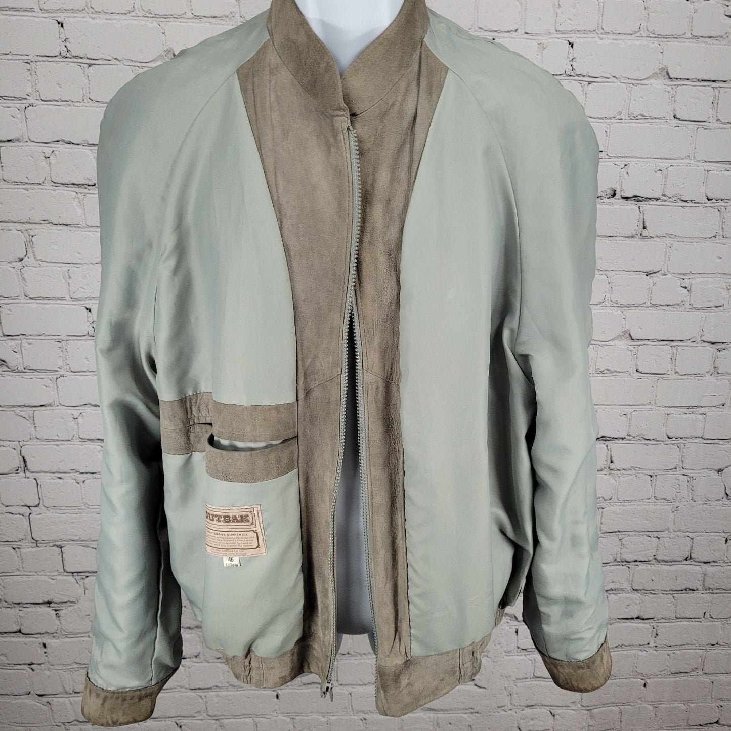 VTG Outbak Grey Taupe Soft Suede Full Zip Jacket New Zealand Handcut Size 46