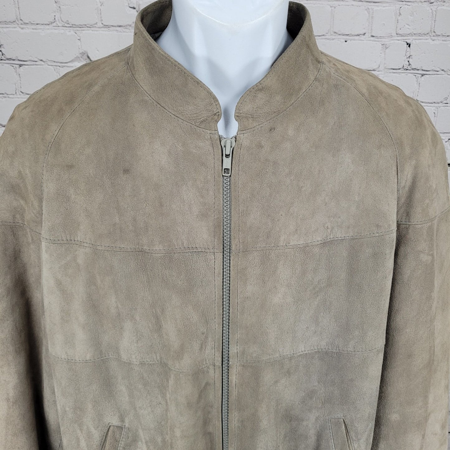 VTG Outbak Grey Taupe Soft Suede Full Zip Jacket New Zealand Handcut Size 46