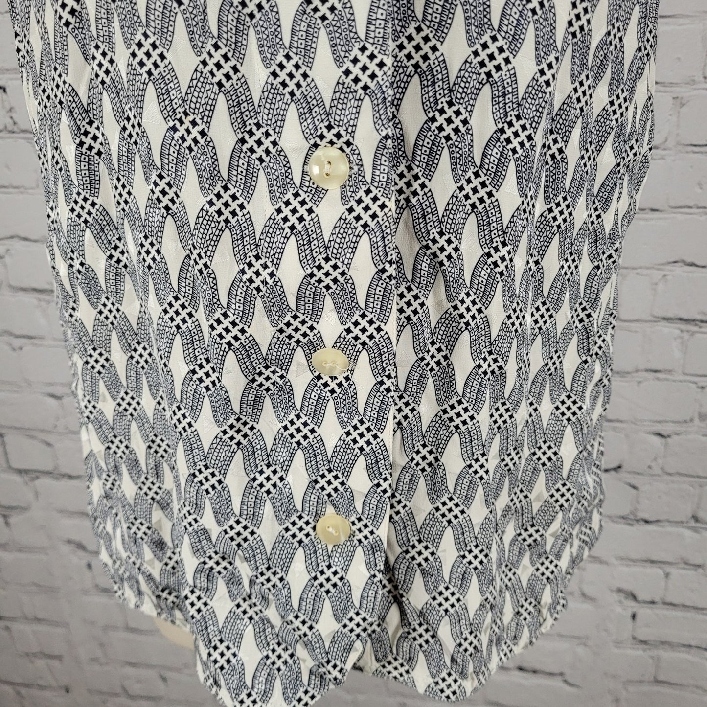 VTG Harve Benard Navy 100% Silk Lightweight Button Up Short Sleeve Shirt Size 2P