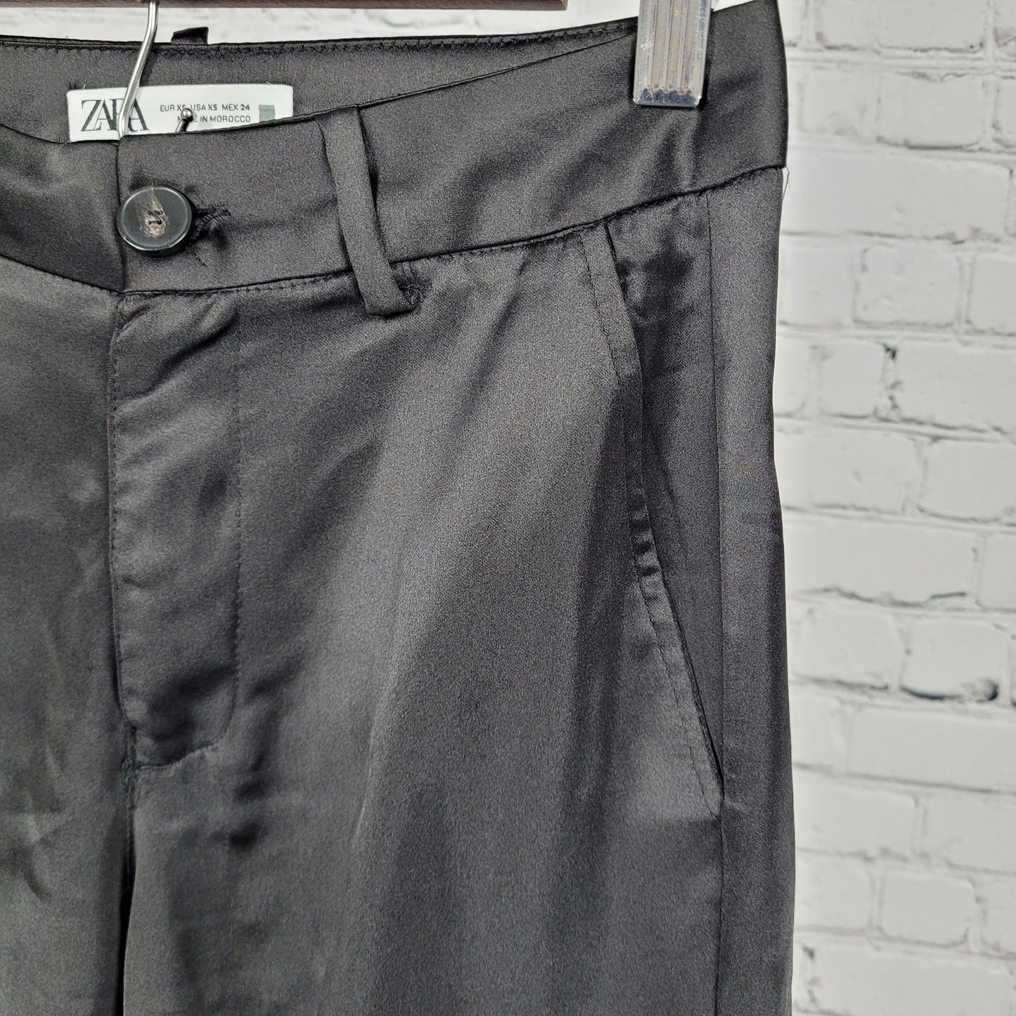 Zara Black Silky Satin Cargo Pockets Straight Leg Mid Rise Pants Size XS (26x29)