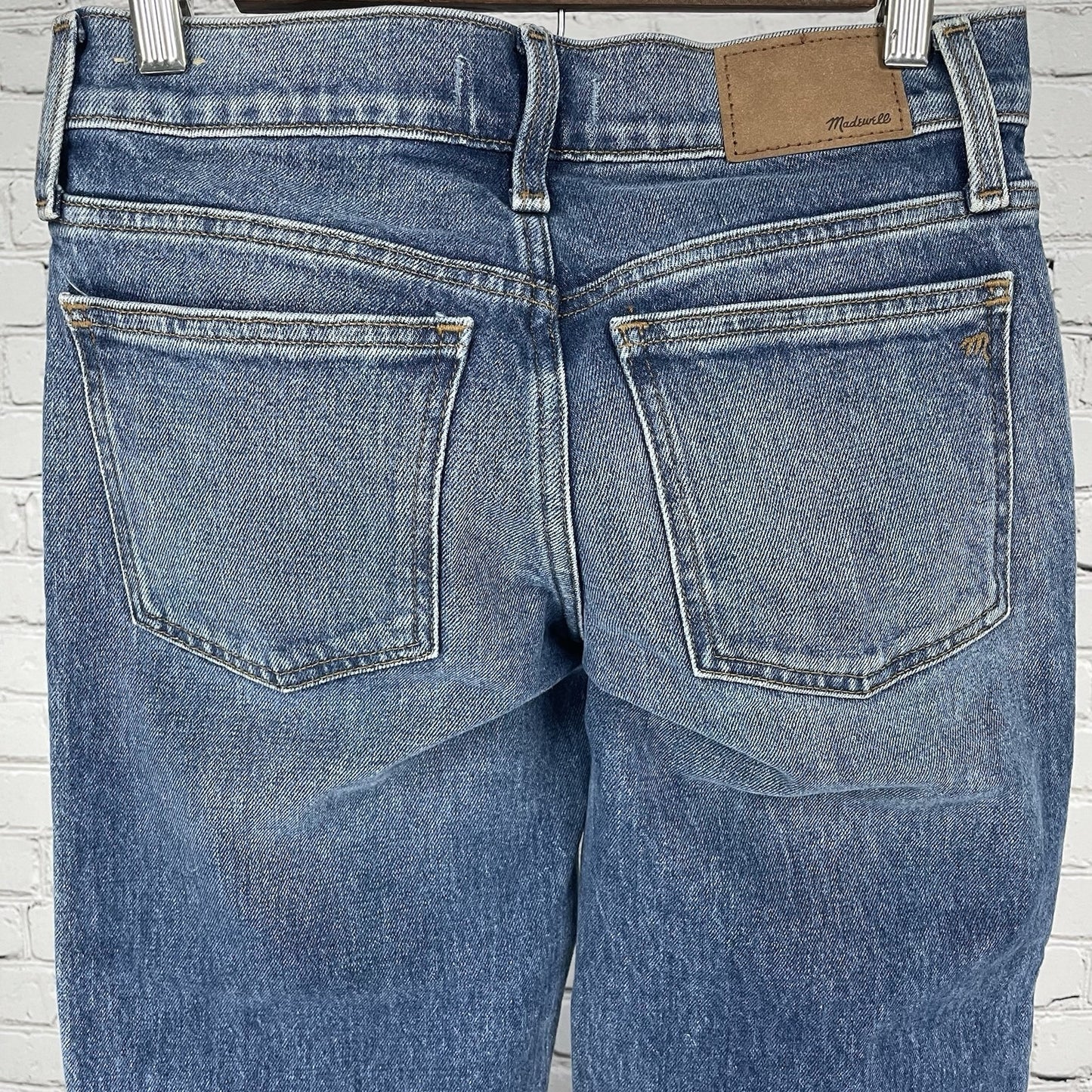 Madewell Blue Denim Low Rise Perfect Vintage Straight Jeans Size 24 (26x30)