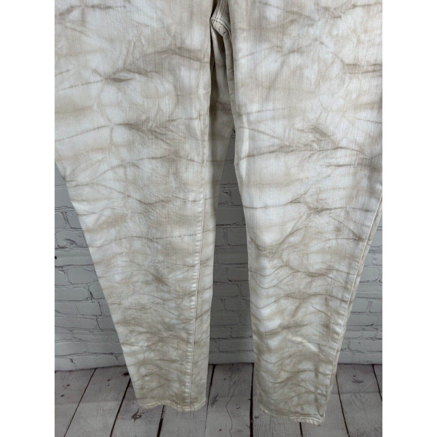 Chico's So Slimming White/Brown Tie Dye Tapered Leg Ankle Pants (35 x 30)