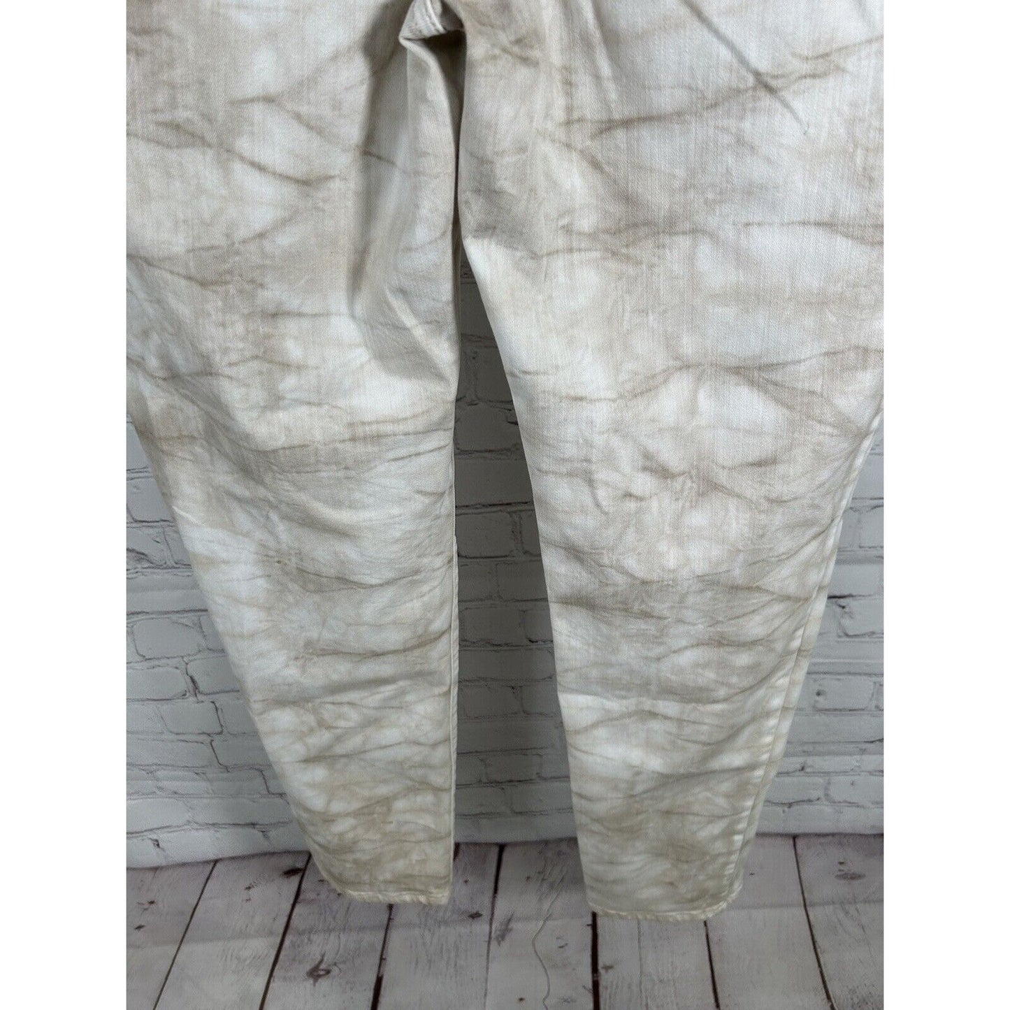 Chico's So Slimming White/Brown Tie Dye Tapered Leg Ankle Pants (35 x 30)