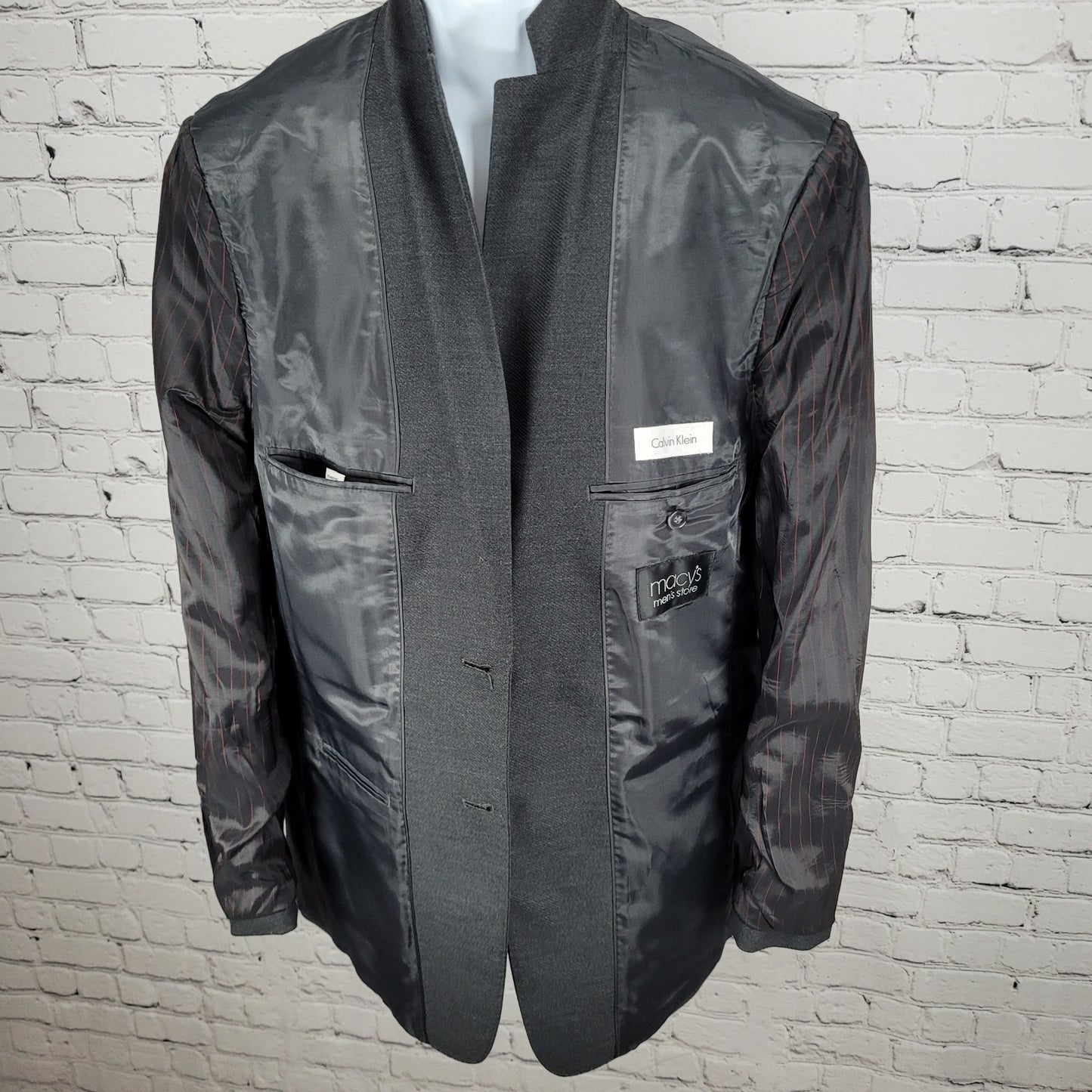 Calvin Klein Grey 2 Botton Double Vented Notch Blazer Sport Coat Size 40L