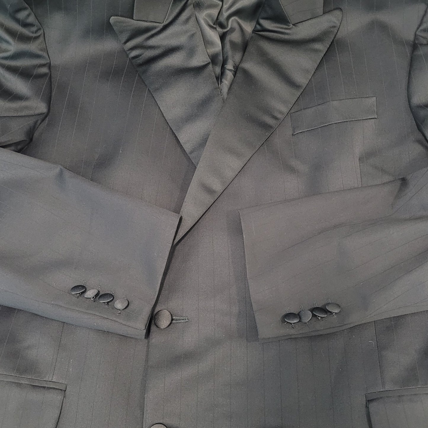 Moss Bros Italian Wool Super 120's Limited Edition Double Breasted Tuxedo 42L