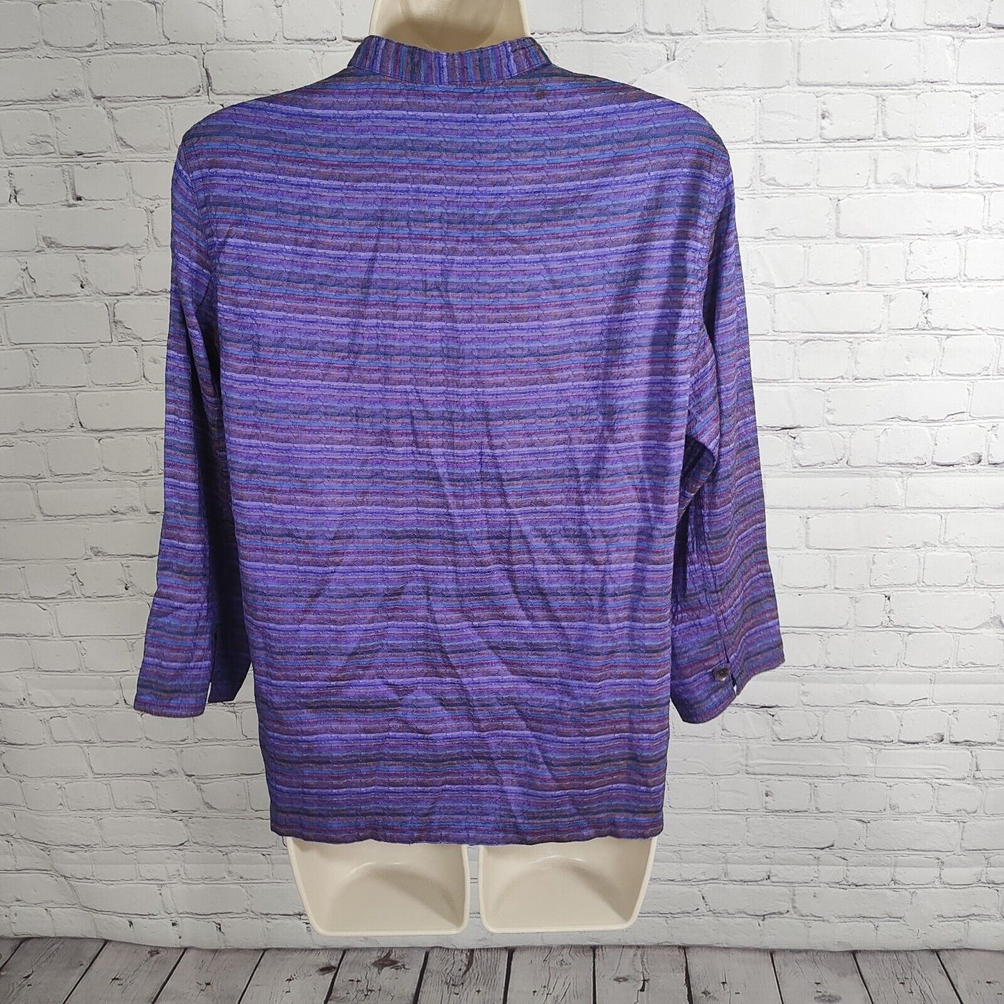 Coldwater Creek 100% Silk Colorful Stripes Long Sleeve Button Up Size Medium