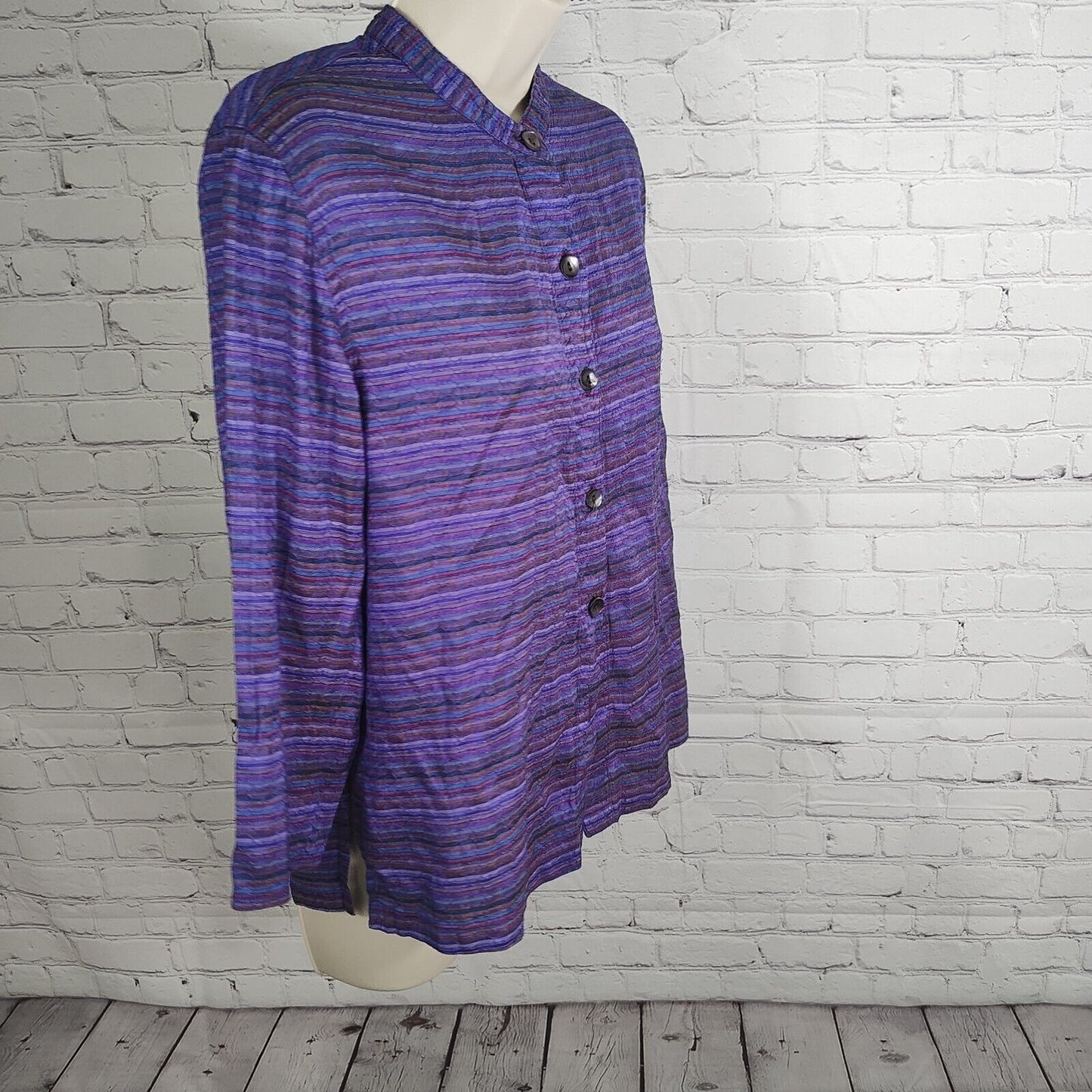 Coldwater Creek 100% Silk Colorful Stripes Long Sleeve Button Up Size Medium