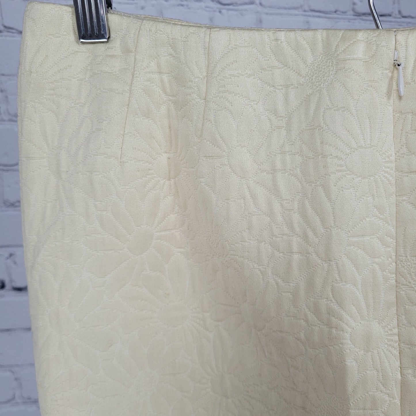 VTG Neiman Marcus Bill Blass Yellow Floral Pencil Skirt USA Made Size XS (29x21)