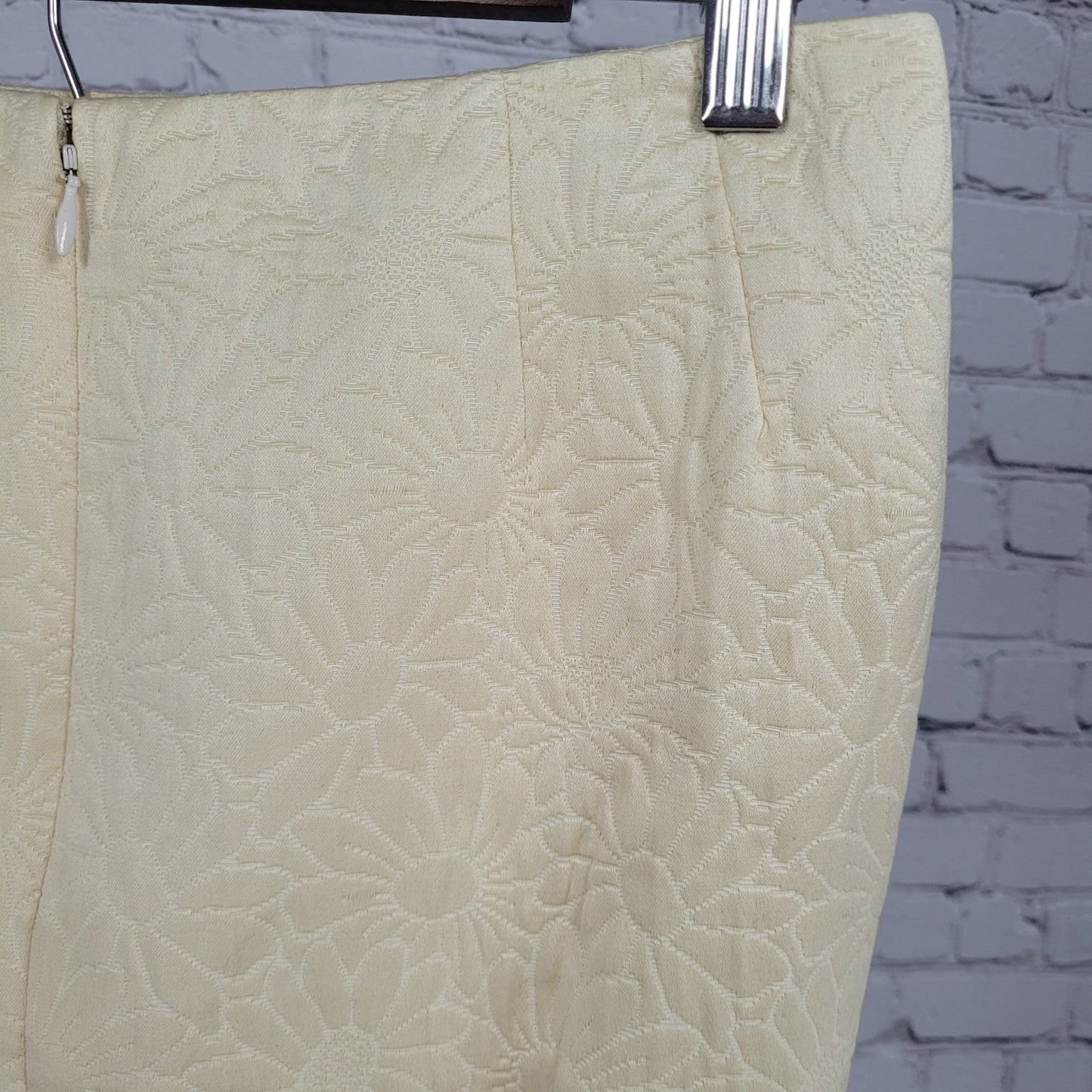 VTG Neiman Marcus Bill Blass Yellow Floral Pencil Skirt USA Made Size XS (29x21)