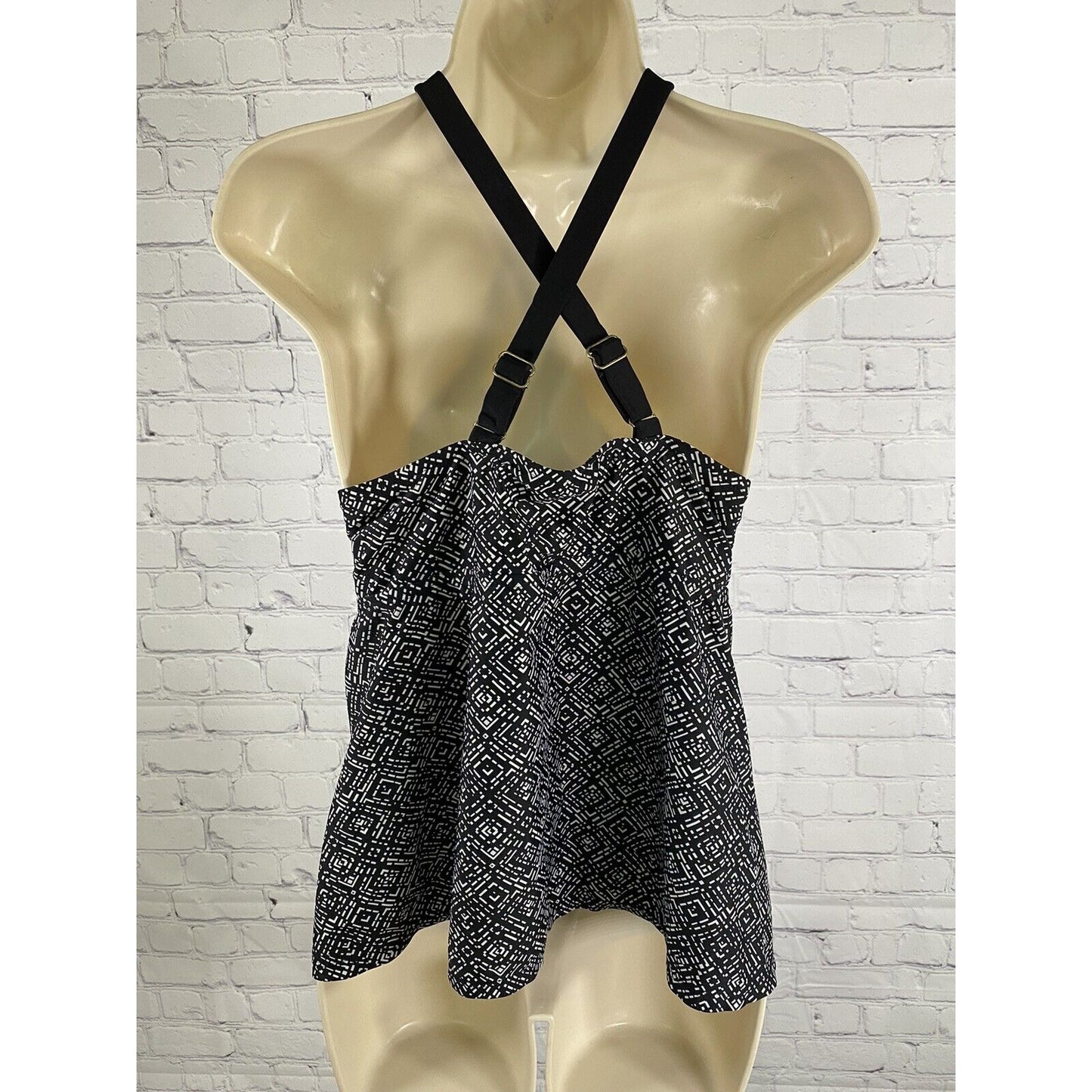 Ava Viv Black White Adjustable Strap Strappy Front Tankini Swim Suit Top 18W