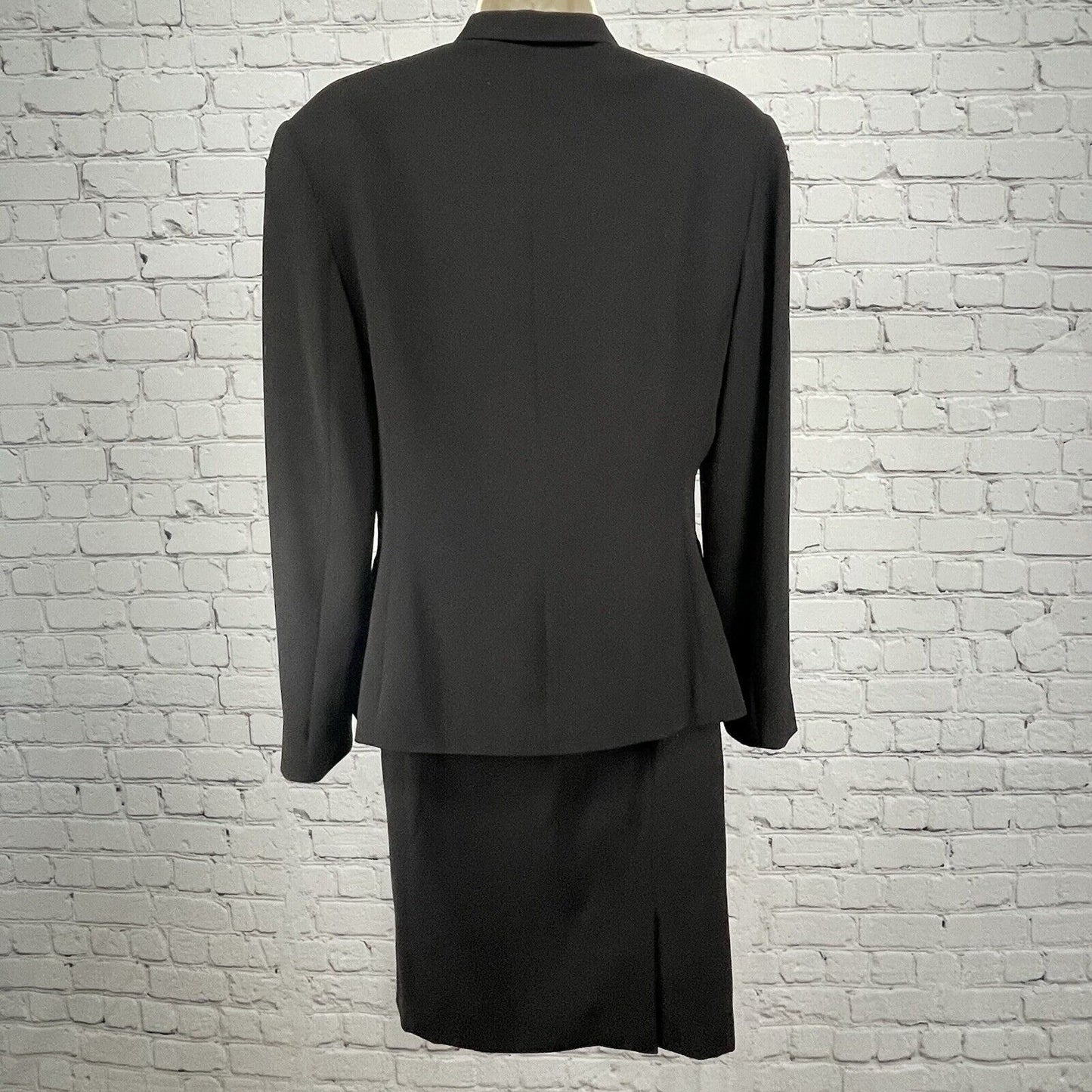 Tahari Black Skirt Suit Set Single Breasted 4 Button Velvet Accent Size 10