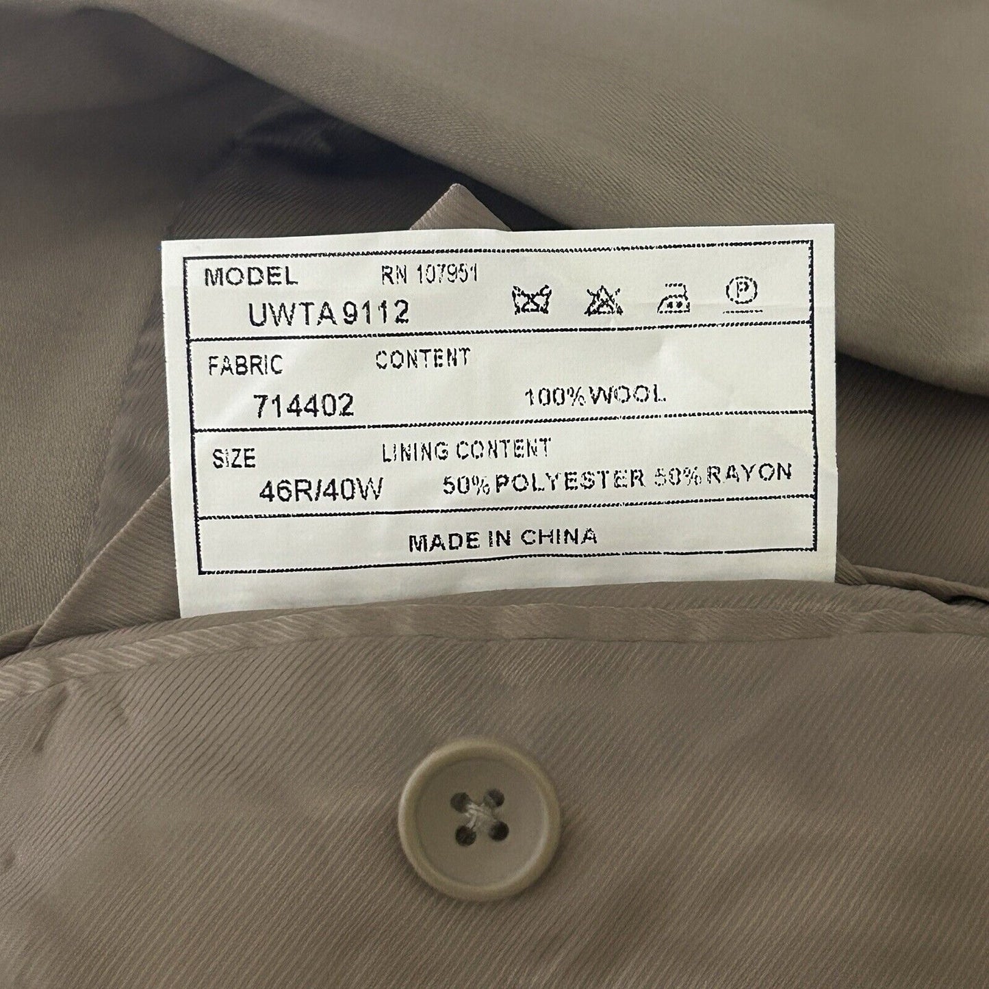Emanuel Ungaro Nude Beige 2 Button Double Vented Long Sleeve Sport Coat Size 46R