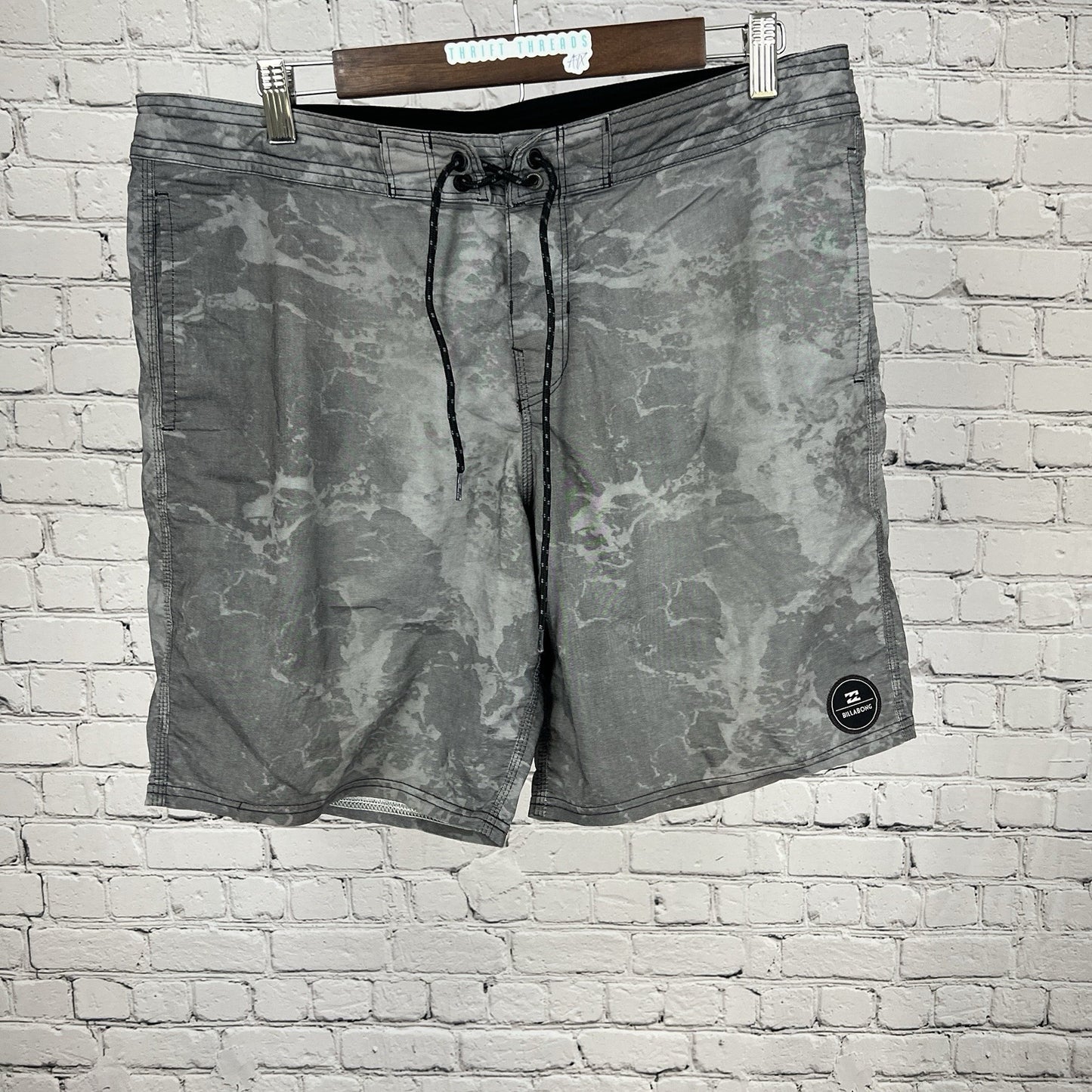 Billabong Grey Recycler Series Swim Hybrid Surf Board Shorts Men’s 34