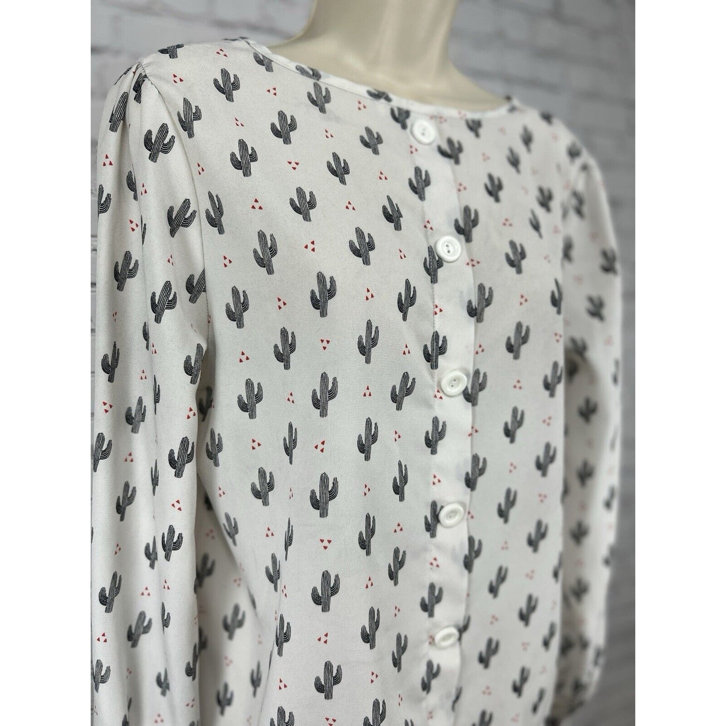Jessy B Off White Cactus Print Long Sleeve Blouse Faux Button Back Size Medium M