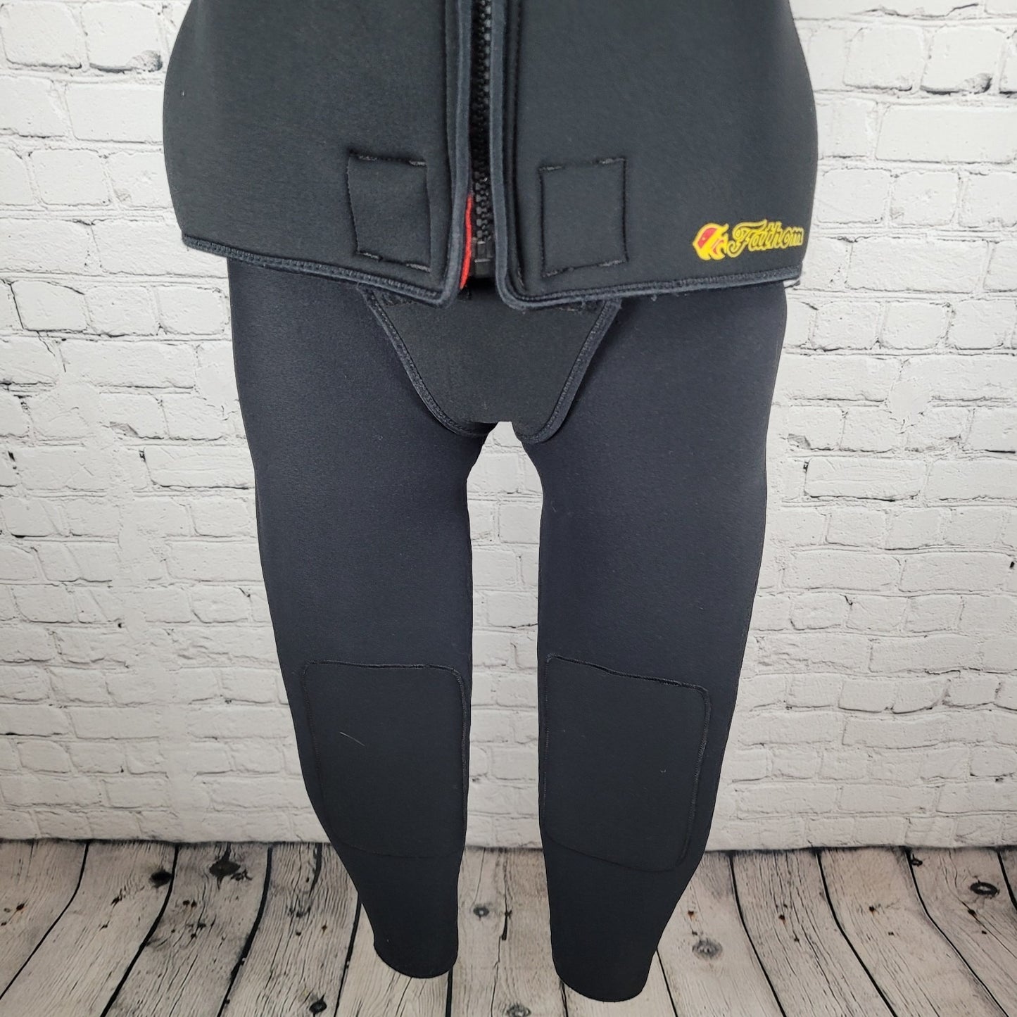 VTG Fathom Black 2 Piece Scuba Dive Wetsuit Set Size Made In West Indies M/L