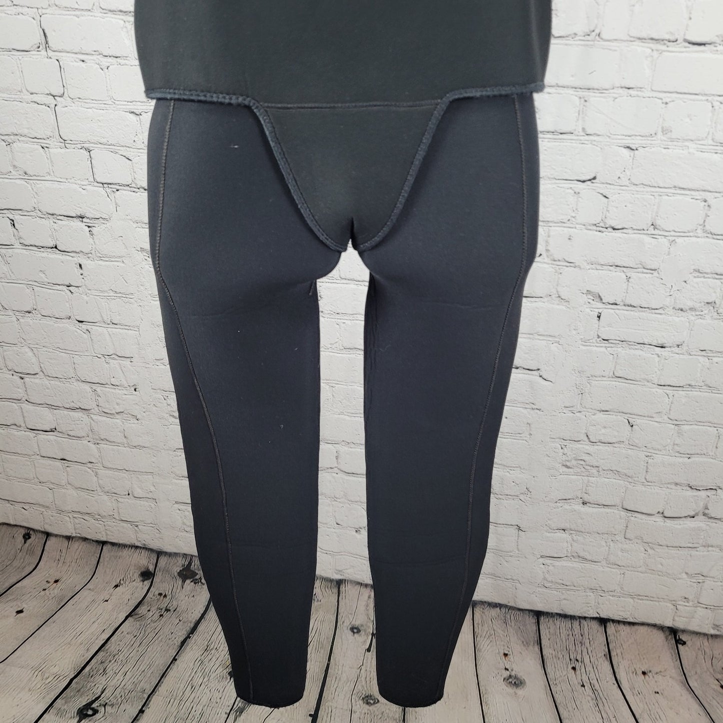 VTG Fathom Black 2 Piece Scuba Dive Wetsuit Set Size Made In West Indies M/L