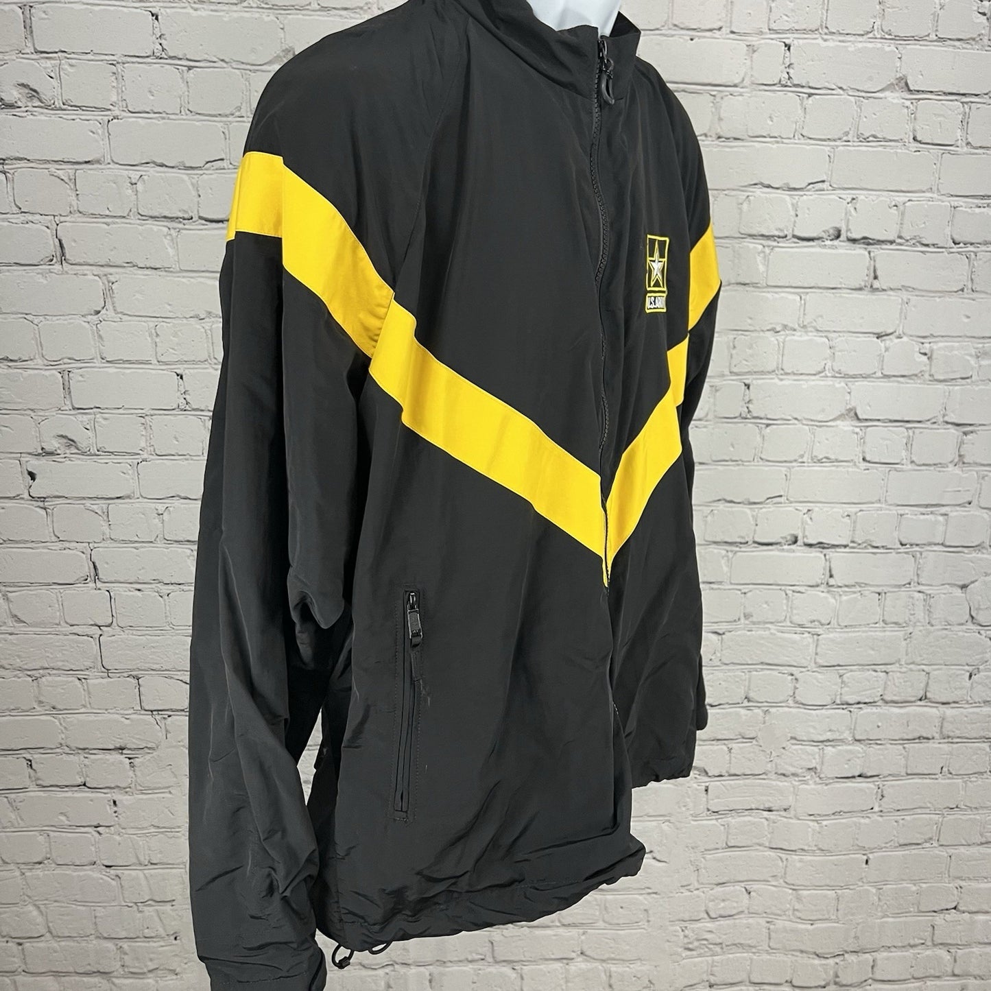 U.S. Army Unisex Black Army Physical Fitness Uniform (APFU) Jacket Large Regular