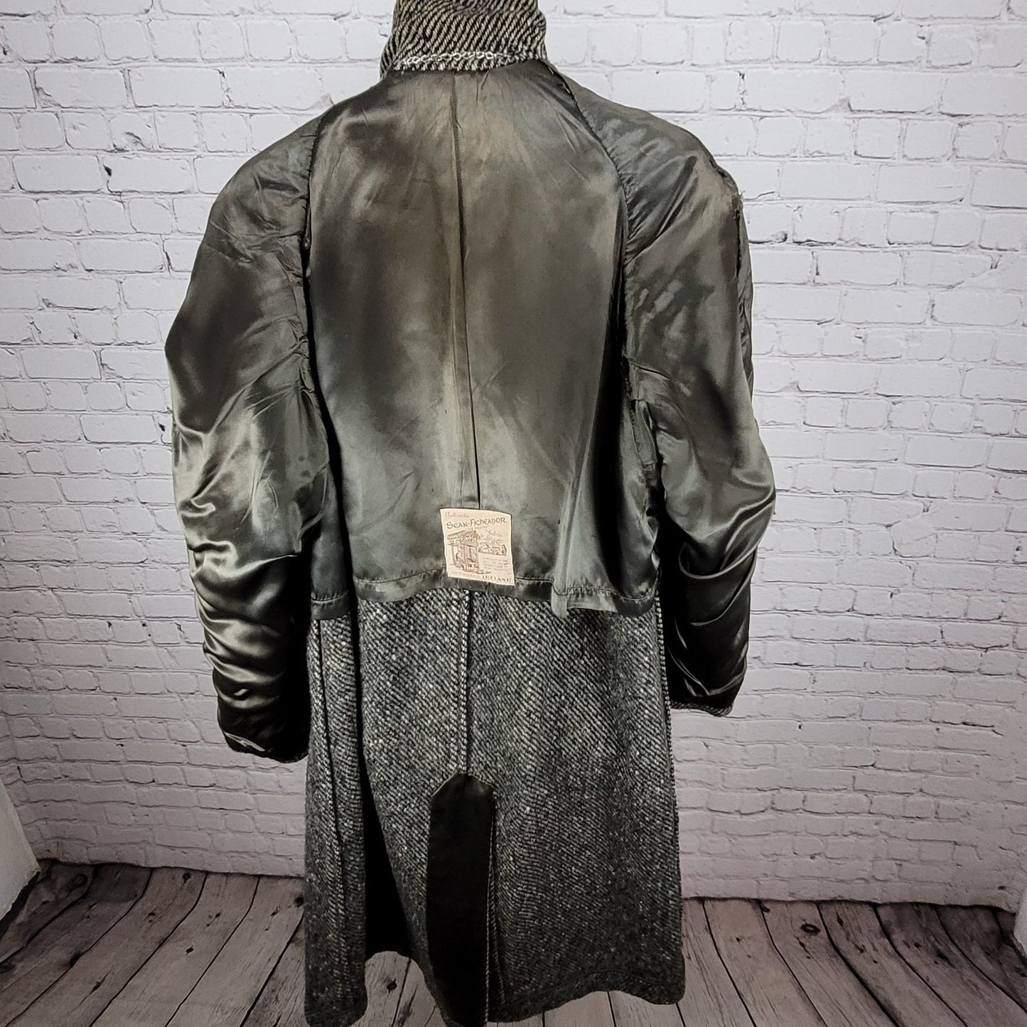 VTG Kencrest Kennedy's Tweed Sean Ficheador Handwoven Heavyweight Coat Size 42L