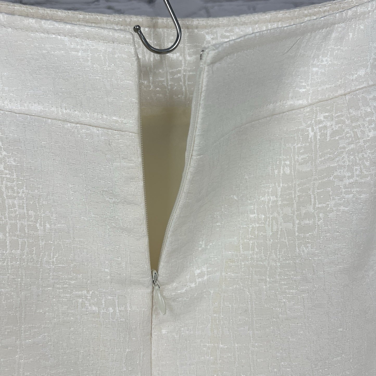 Alex Marie Erin Ivory Orchard Hills Shiney Subtle Print Short Pencil Skirt 16