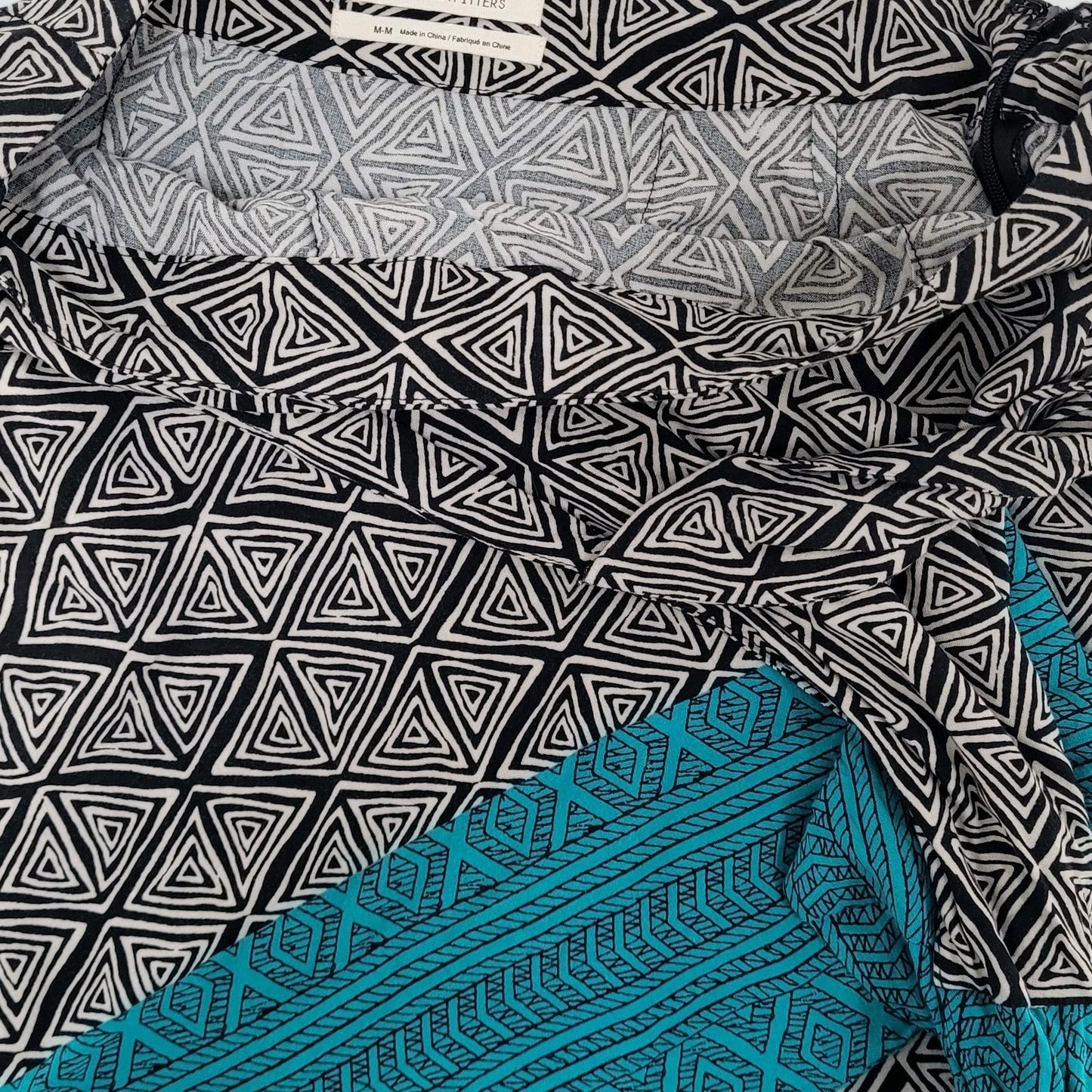 Urban Outfitters Black & Blue Geometric Wrap Tie Skirt Size Medium M