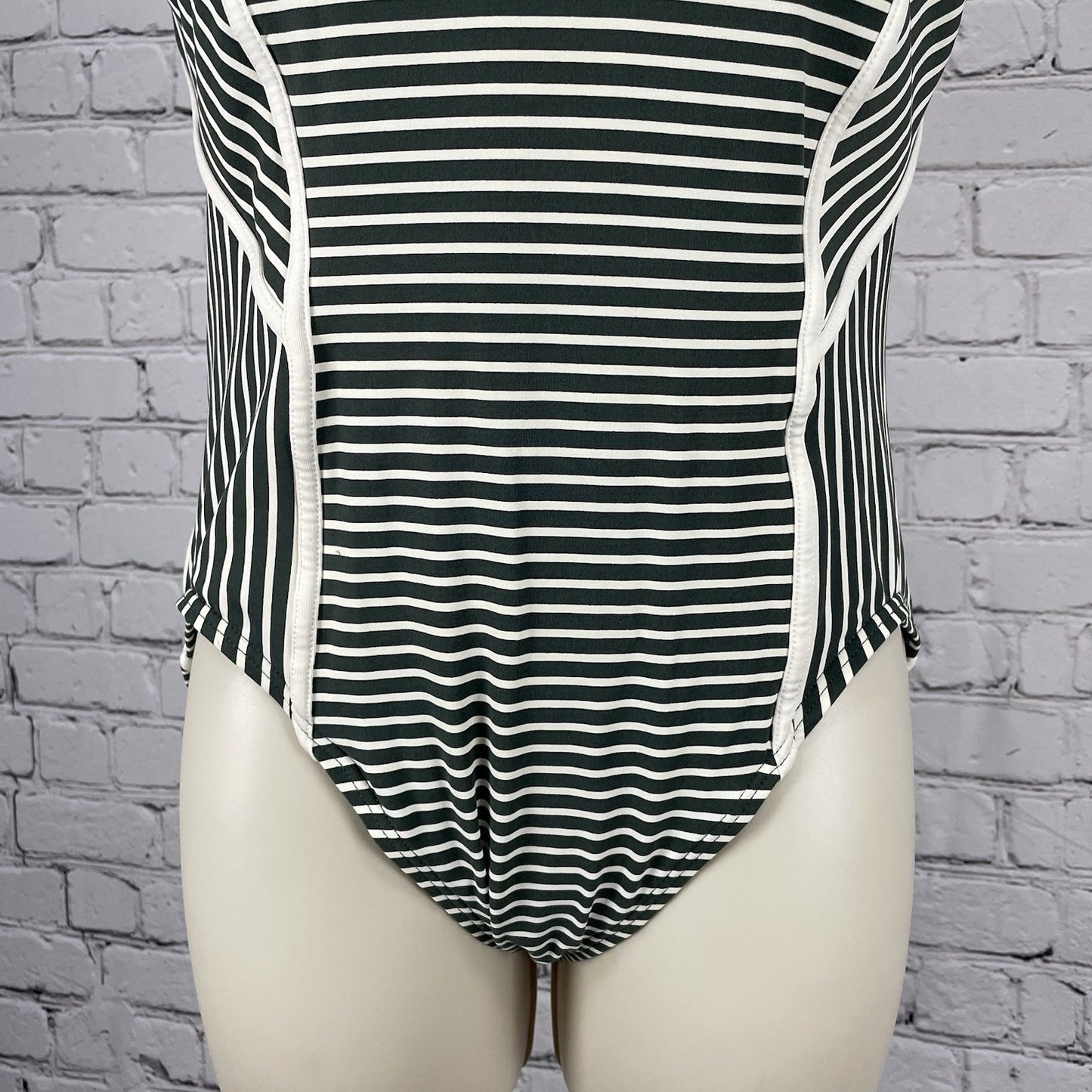 Tommy Hilfiger Green Ivory Stripe Lined Full Coverage One Piece Swimsuit Size 12