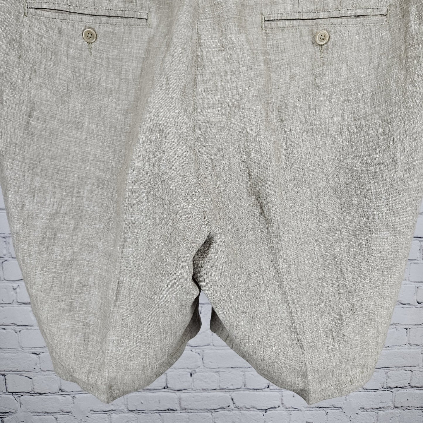 Jos A Bank Reserve Beige 100% Linen Flat Front Casual Shorts 38 (38x10)