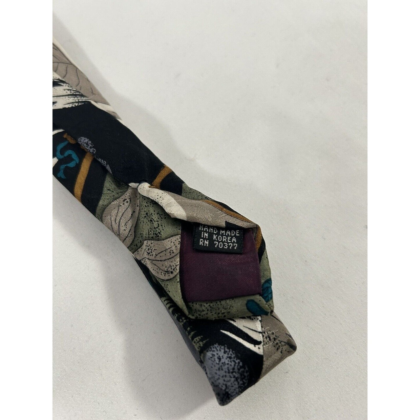 Paul Roden 100% Pure Silk Handmade Abstract Colorful Neck Tie 56 x 3.75