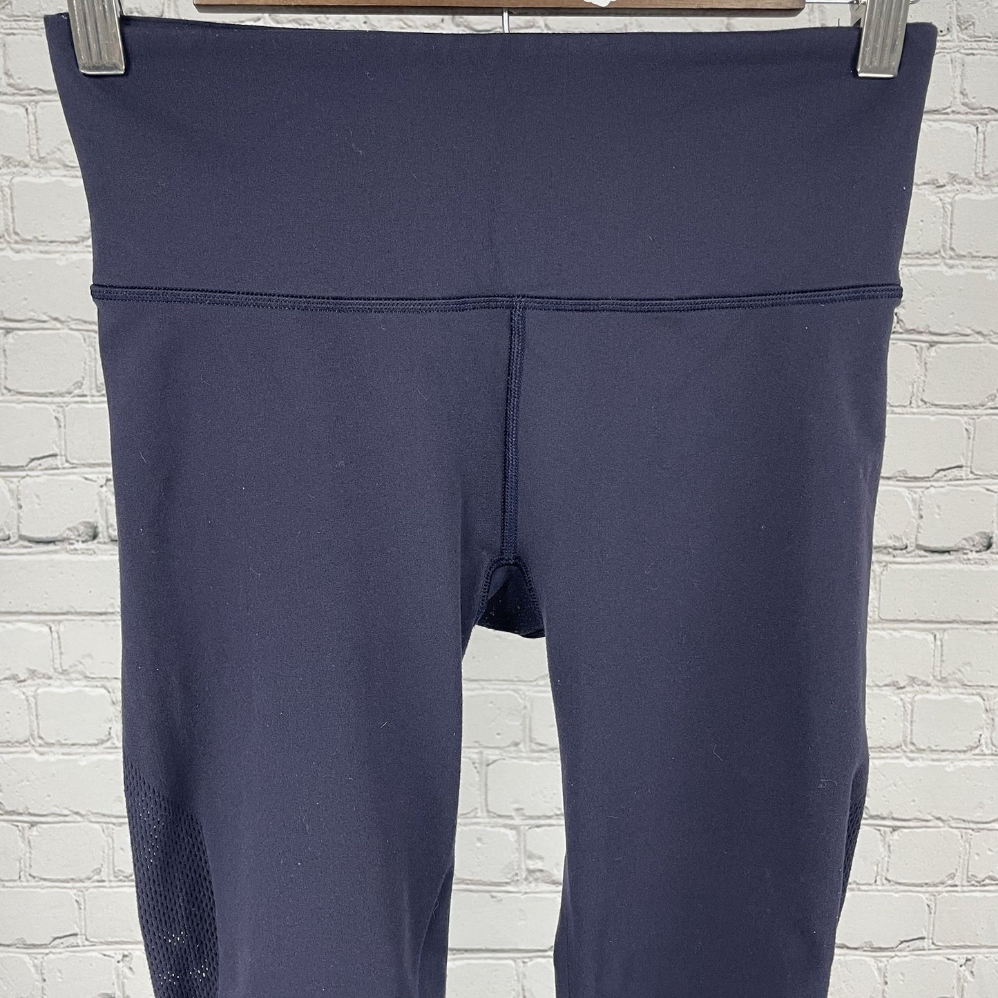 Lululemon Navy Athleisure Compression Ventilated Leggings Size Medium M (25x24)