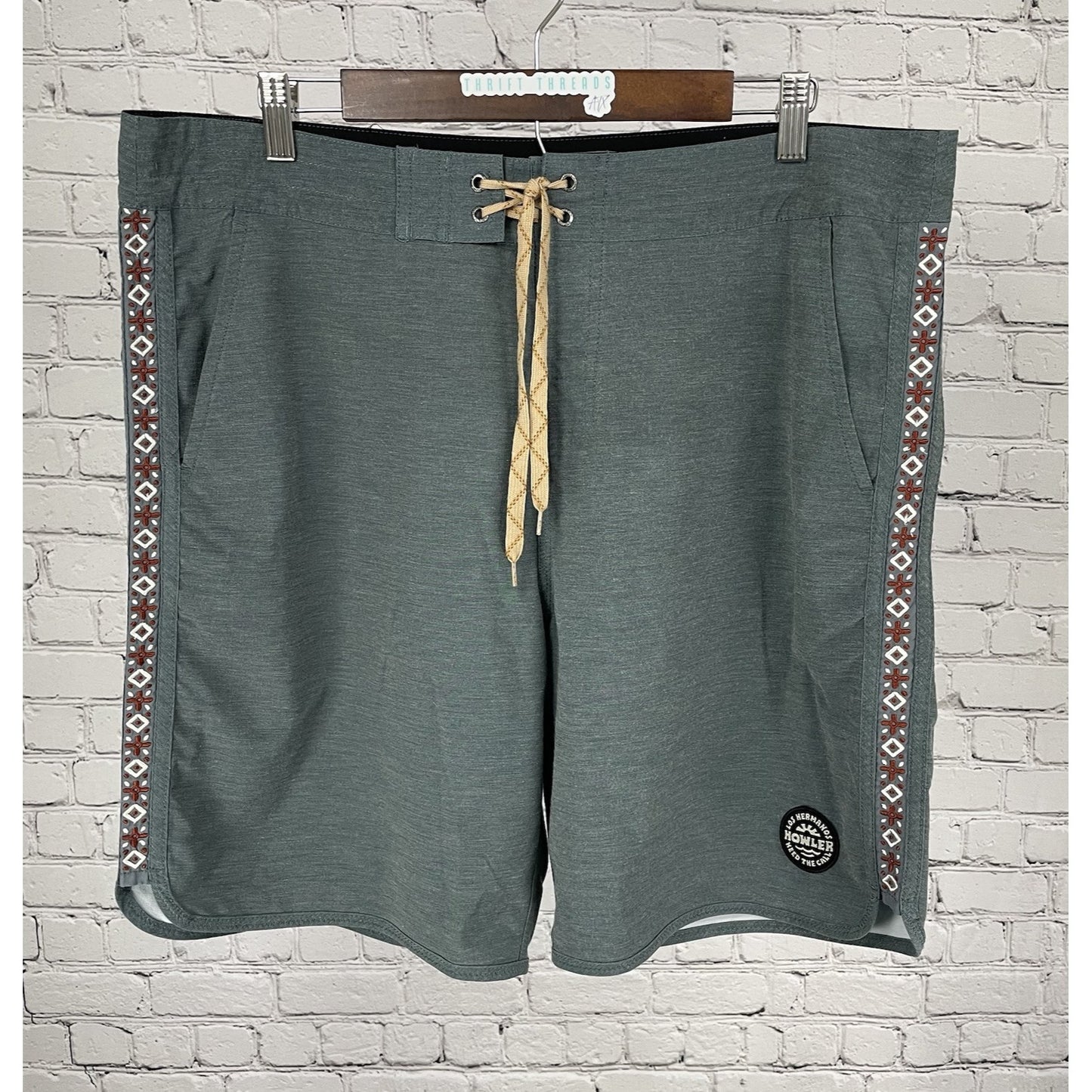 Howler Bros Green Bruja Deluxe Embroidered Board Shorts Swim Trunks Pockets 38