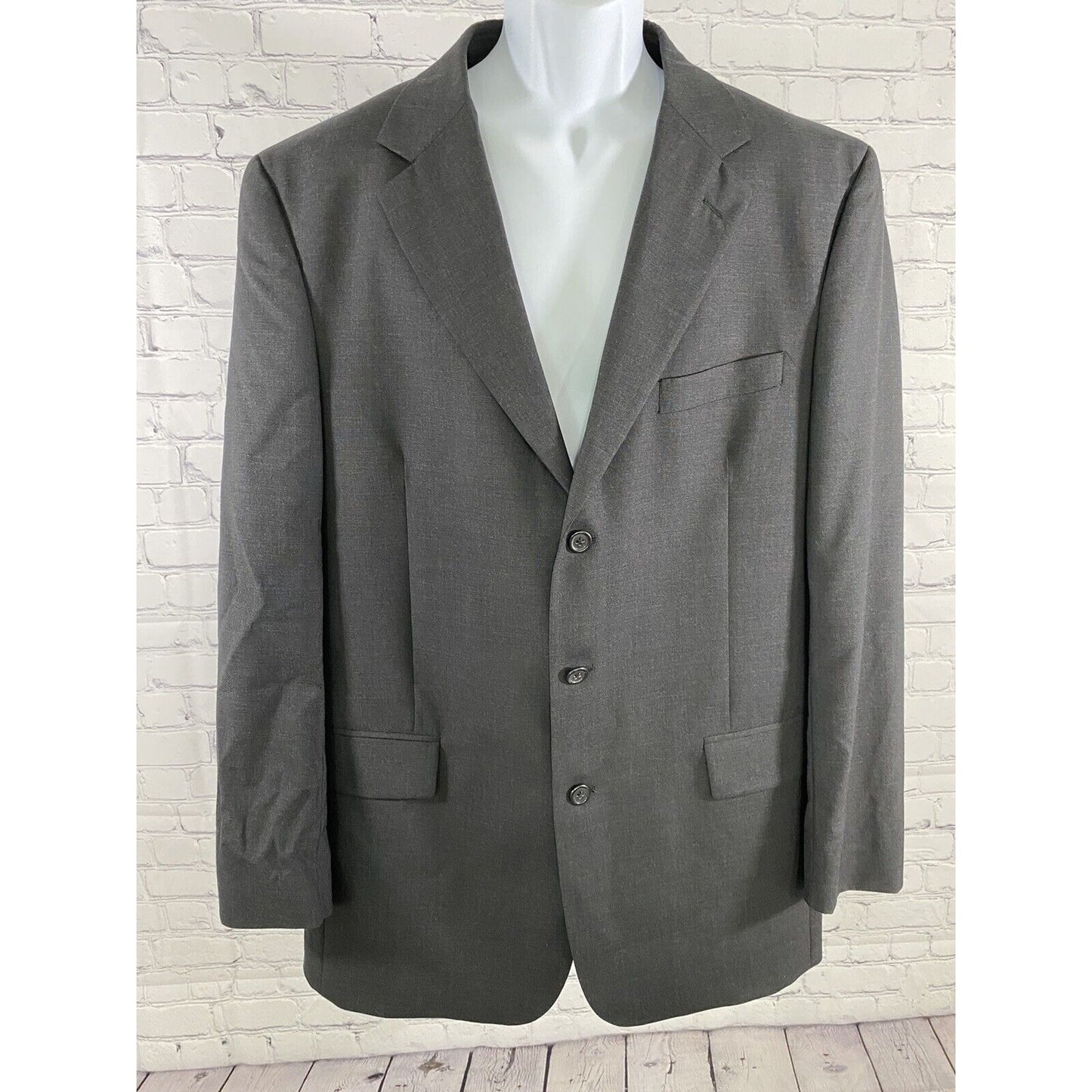 Jos A Bank 100% Wool Dark Gray 3 Button Blazer Jacket Sport Coat 43L