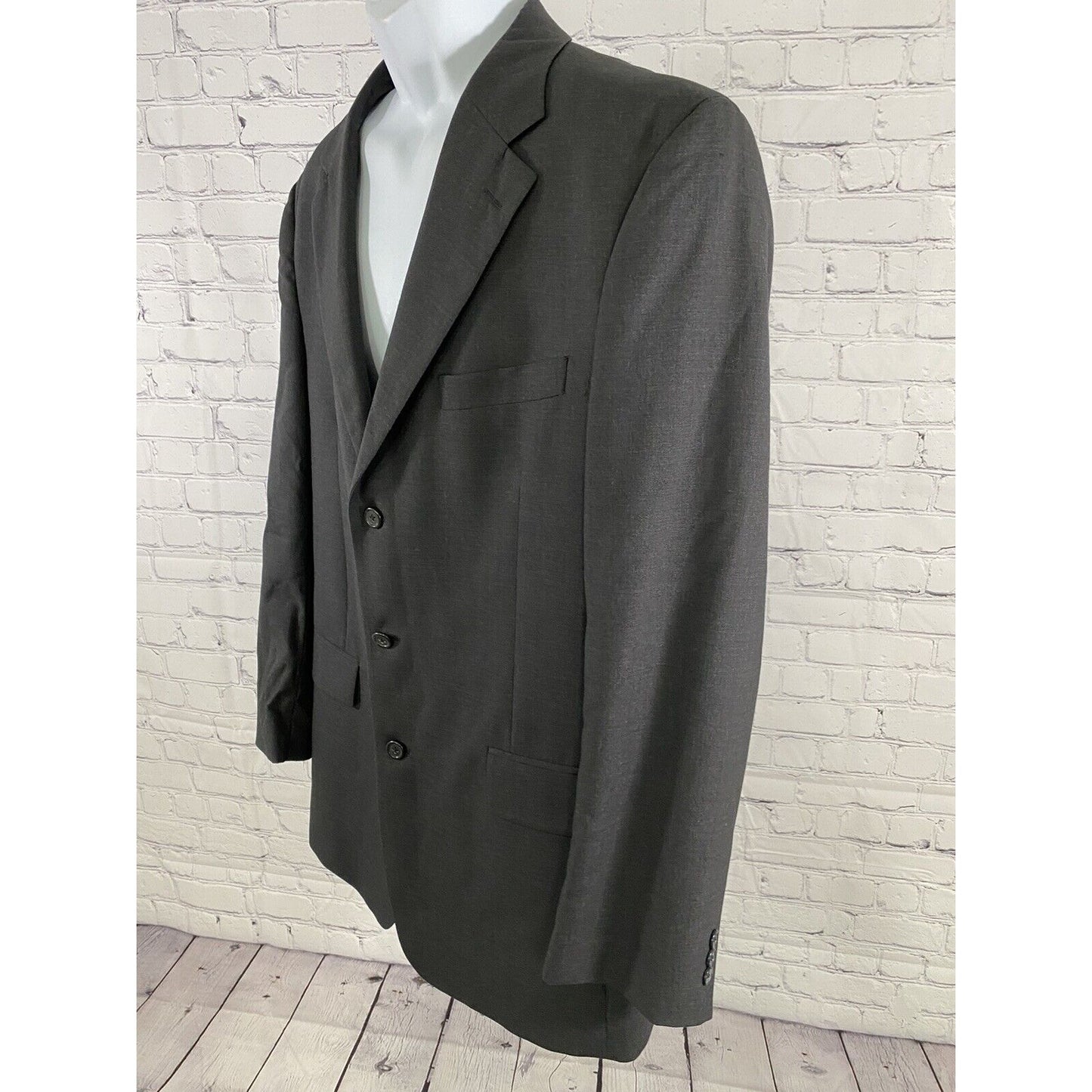 Jos A Bank 100% Wool Dark Gray 3 Button Blazer Jacket Sport Coat 43L