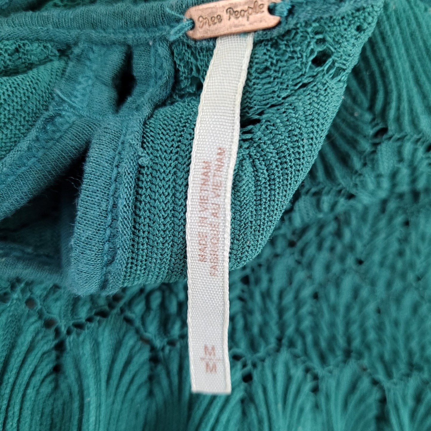 Free People Green Crochet 3/4 Sleeve Boho Peasant Blouse Top Size Medium M