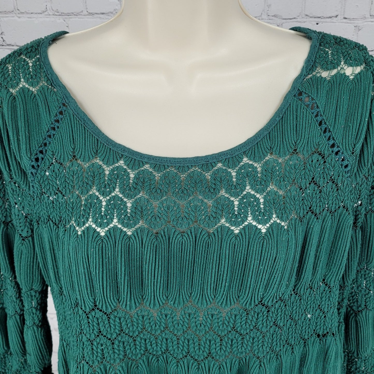 Free People Green Crochet 3/4 Sleeve Boho Peasant Blouse Top Size Medium M