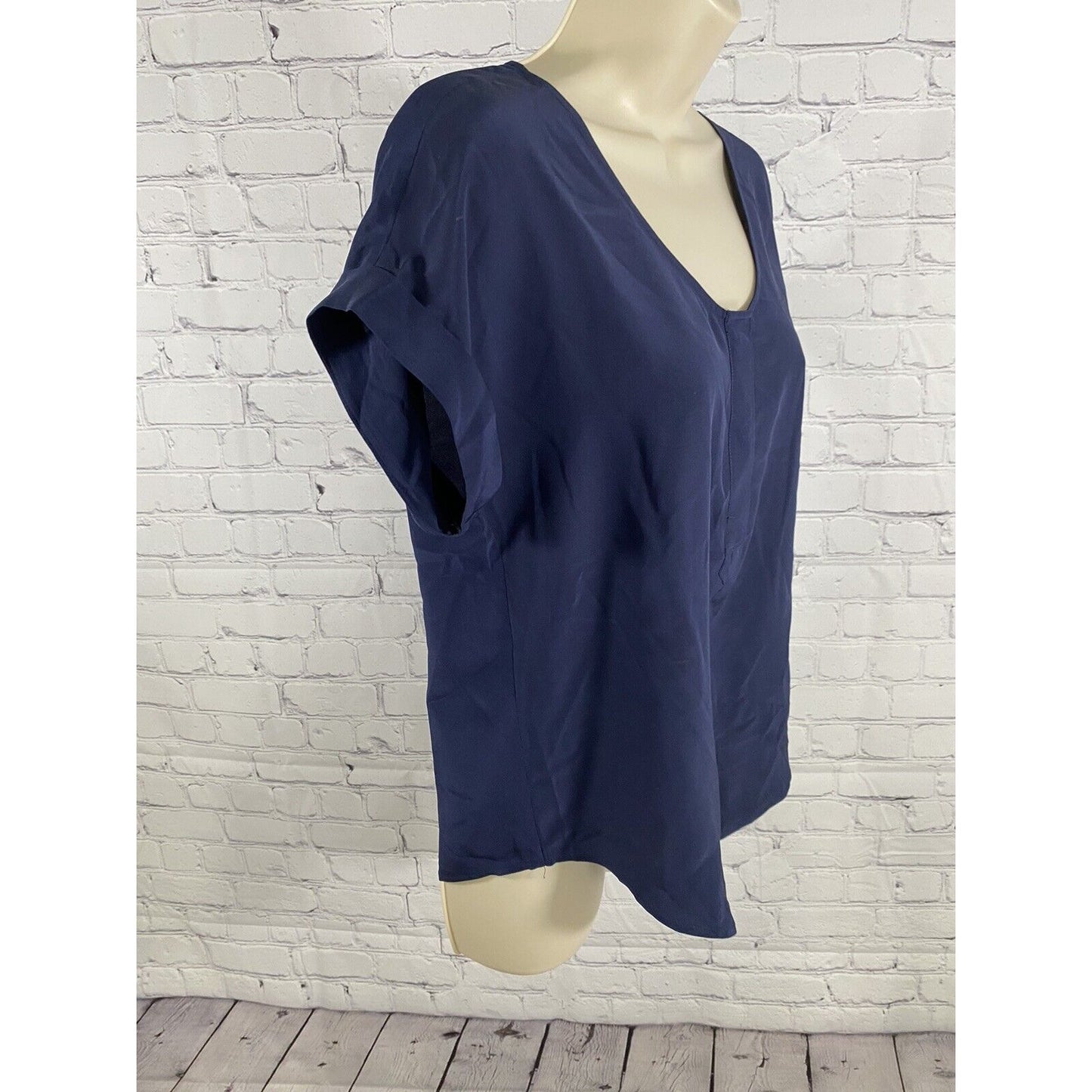 Joie Navy Blue Short Sleeve 100% Silk Fly Front Button Up Henley Blouse XS