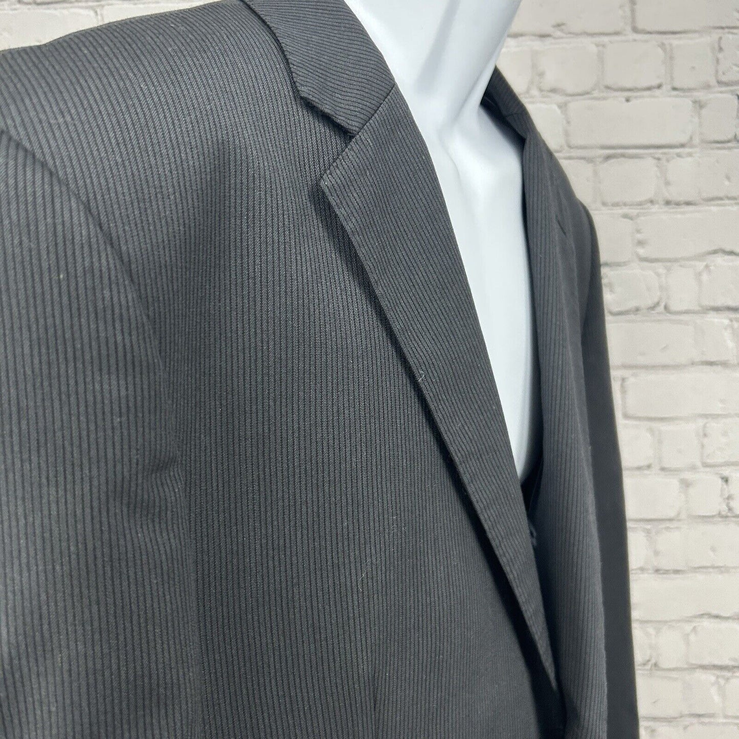 Giorgio Sanetti Gray Wool Pinstripe 2 Button Double Vent Suit Jacket Size 44R