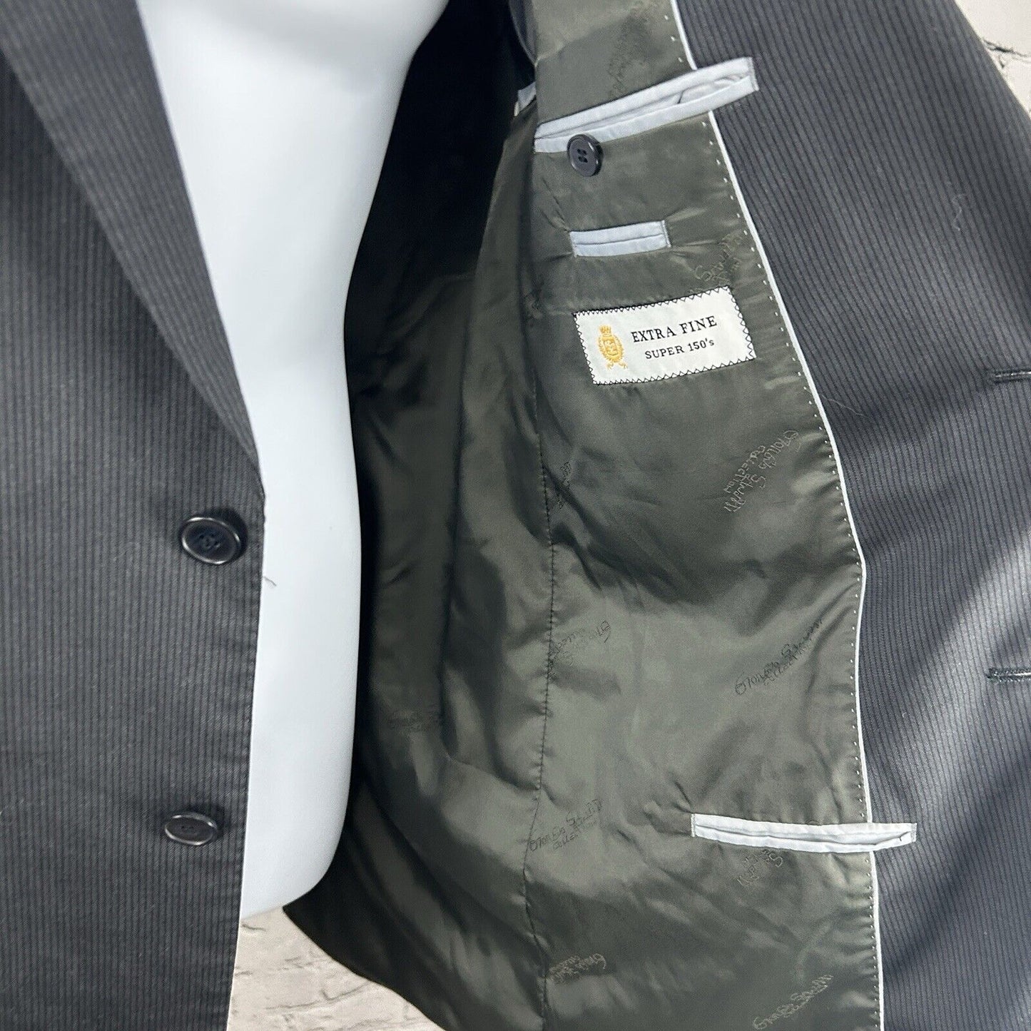 Giorgio Sanetti Gray Wool Pinstripe 2 Button Double Vent Suit Jacket Size 44R
