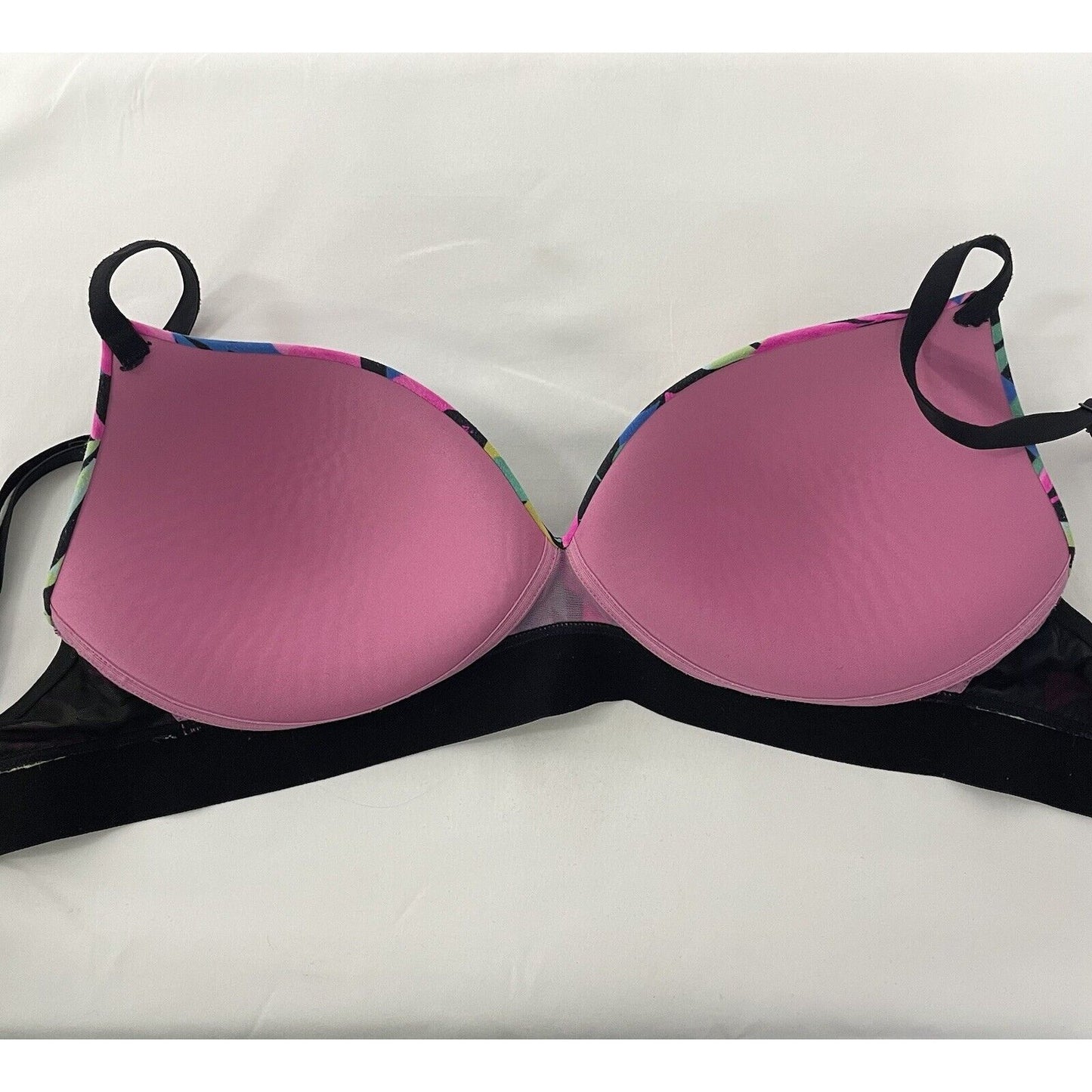 Victoria’s Secret Pink Wireless Push Up Padded Lined Adjustable Bra Size 34DD