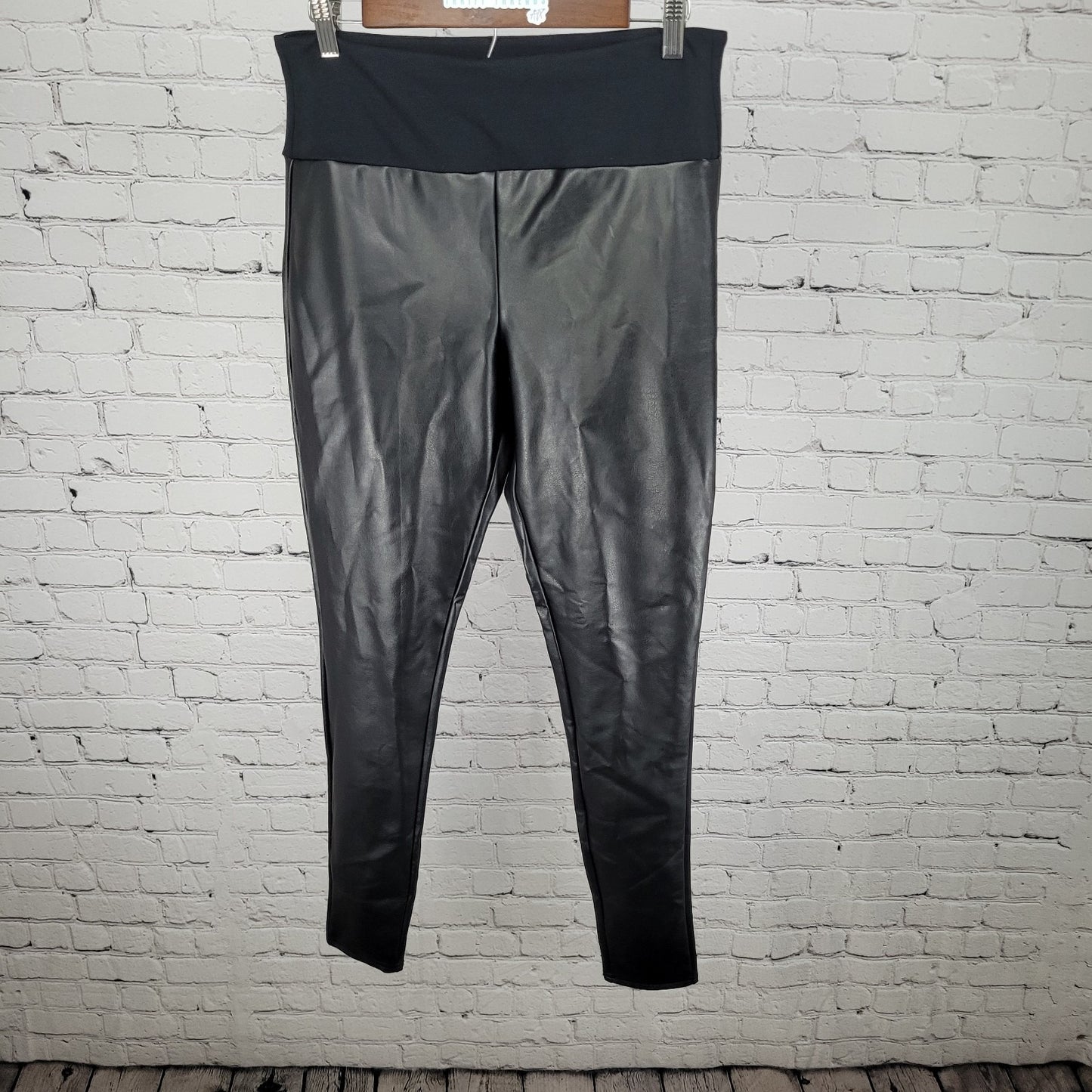 Assets Spanx Black Faux Leather Stretch Skinny Leggings Size XL (30x29.5)