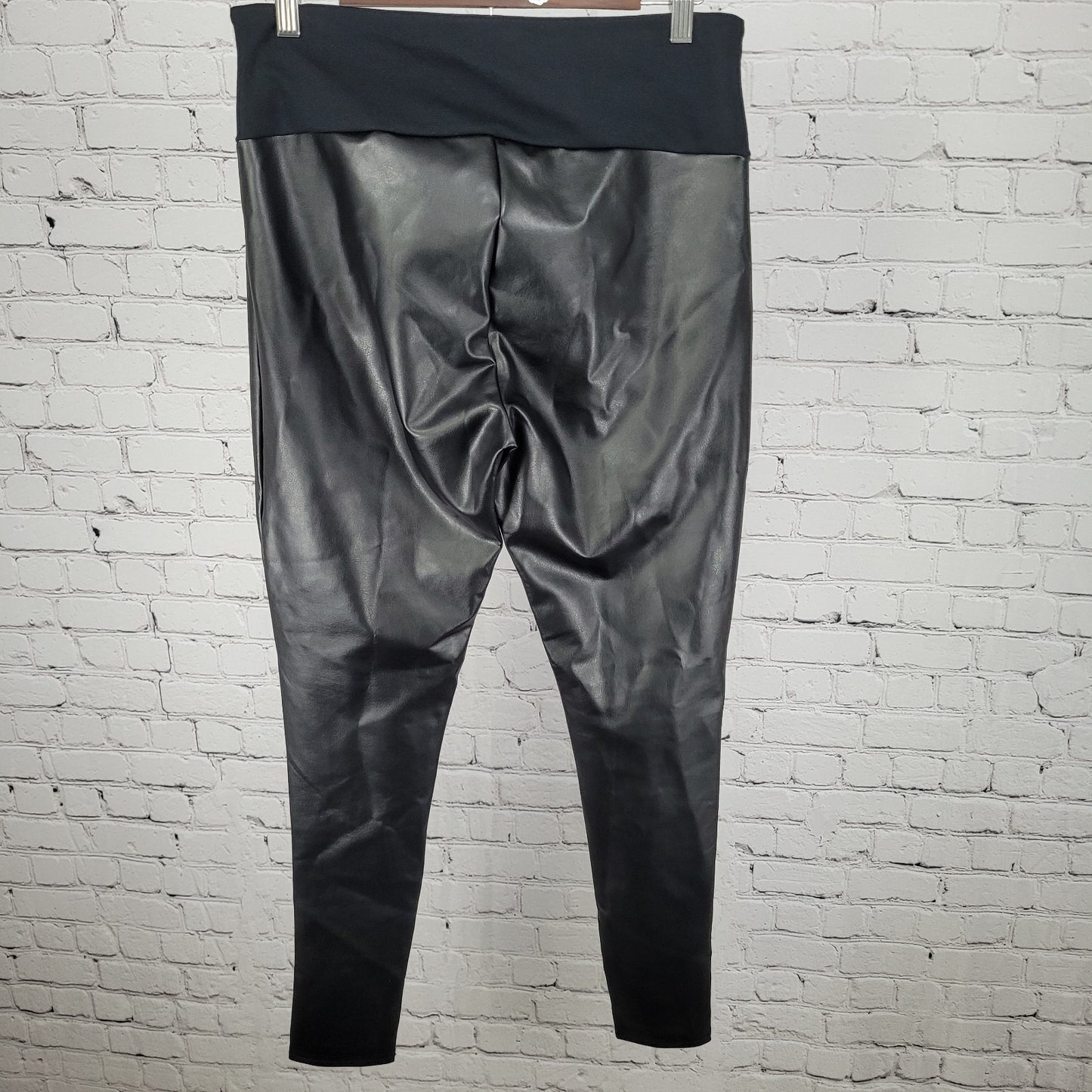 Assets Spanx Black Faux Leather Stretch Skinny Leggings Size XL (30x29.5)