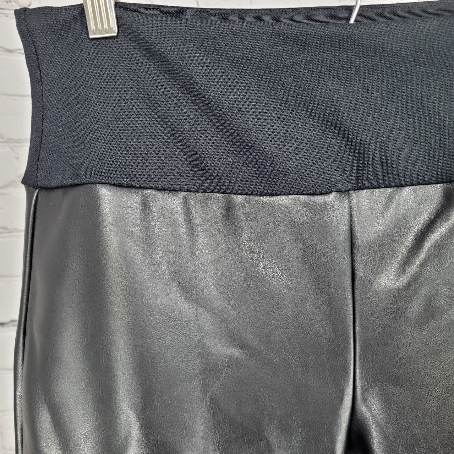 Assets Spanx Black Faux Leather Stretch Skinny Leggings Size XL (30x29.5)