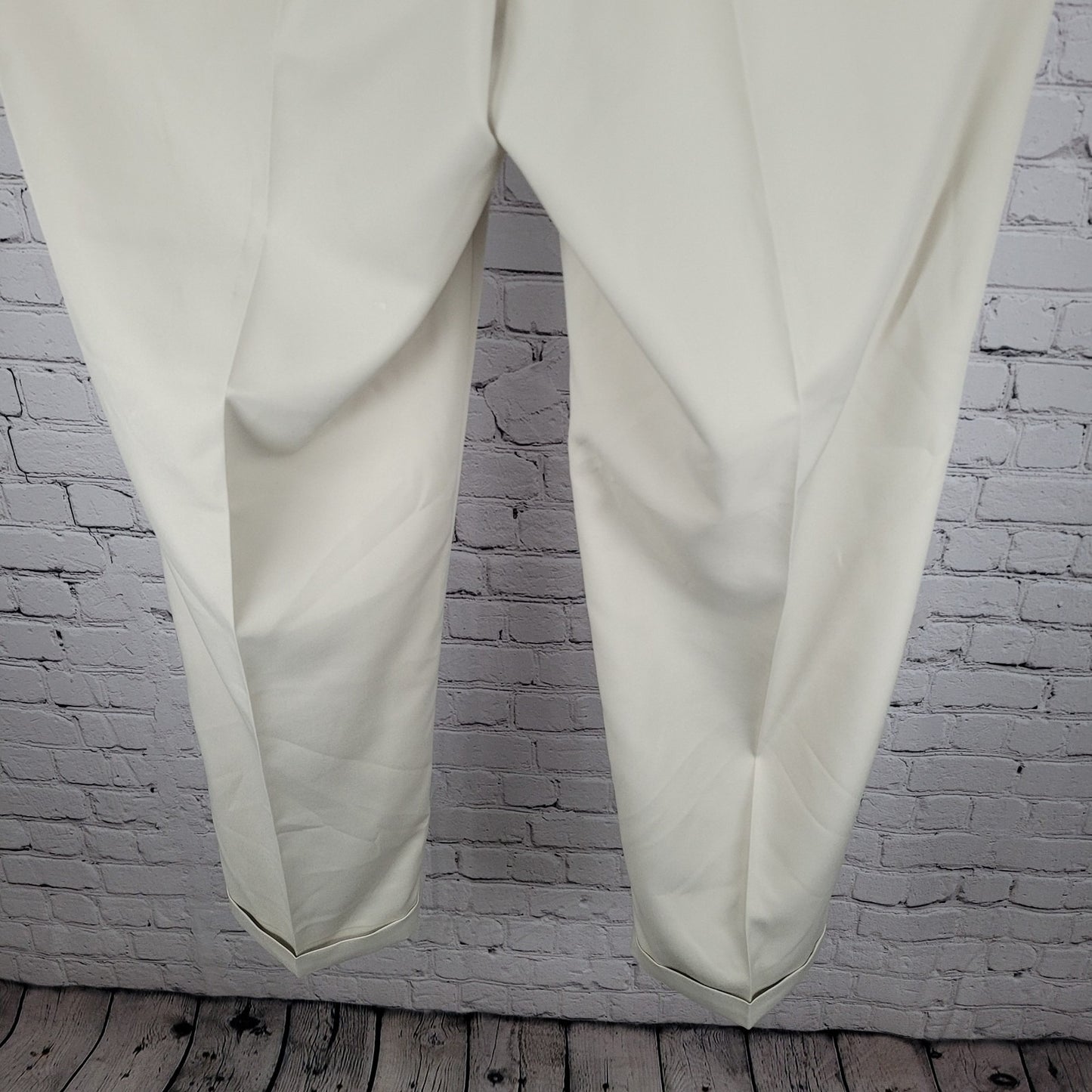 Jos A Bank Beige Traveler Pleated Cuffed Straight Dress Pants Size 36 (36x29)