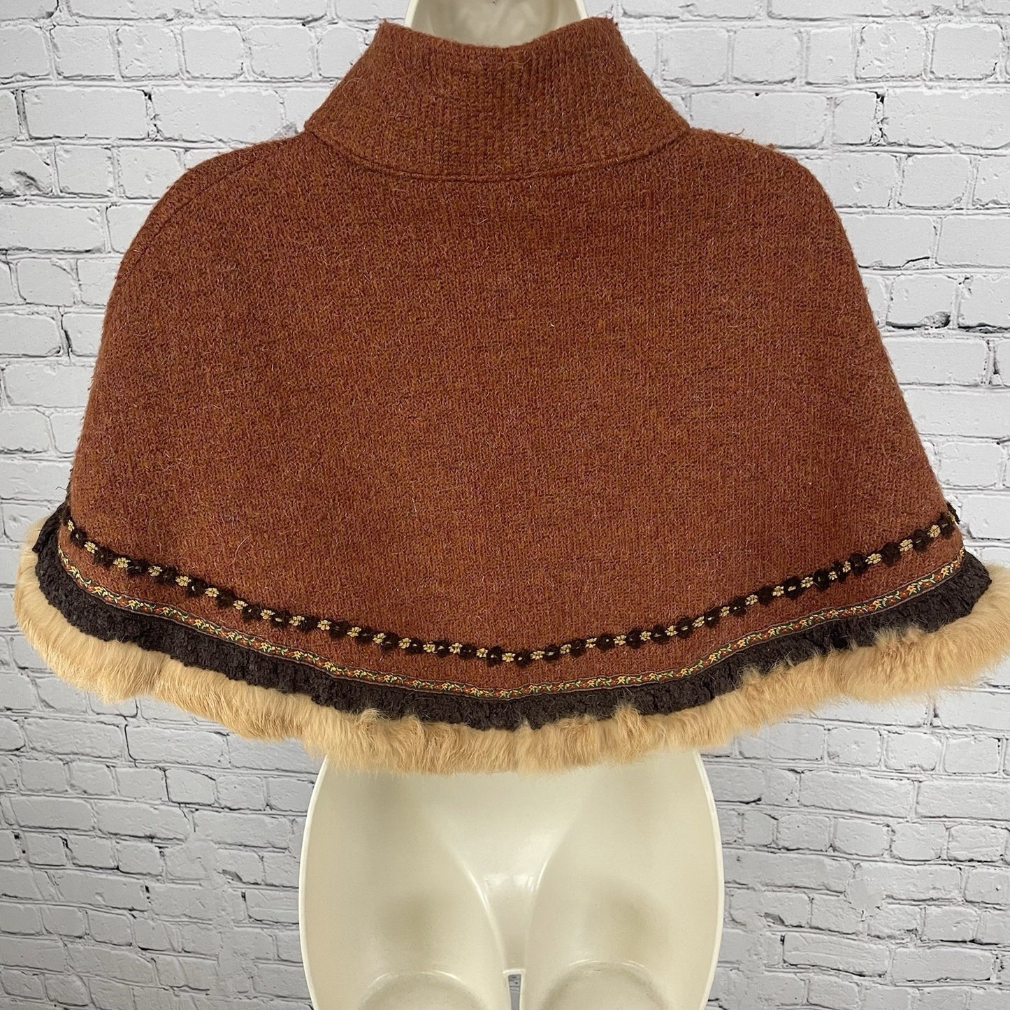 VTG F.L. Malik Brown Mohair Fur Horn Toggle Shawl Cape USA Made Size Small S