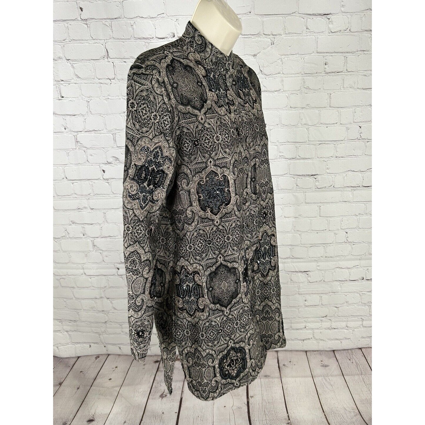 Chicos Brown Black Beaded Embroidered Long Sleeve Button Down Size Small (4)