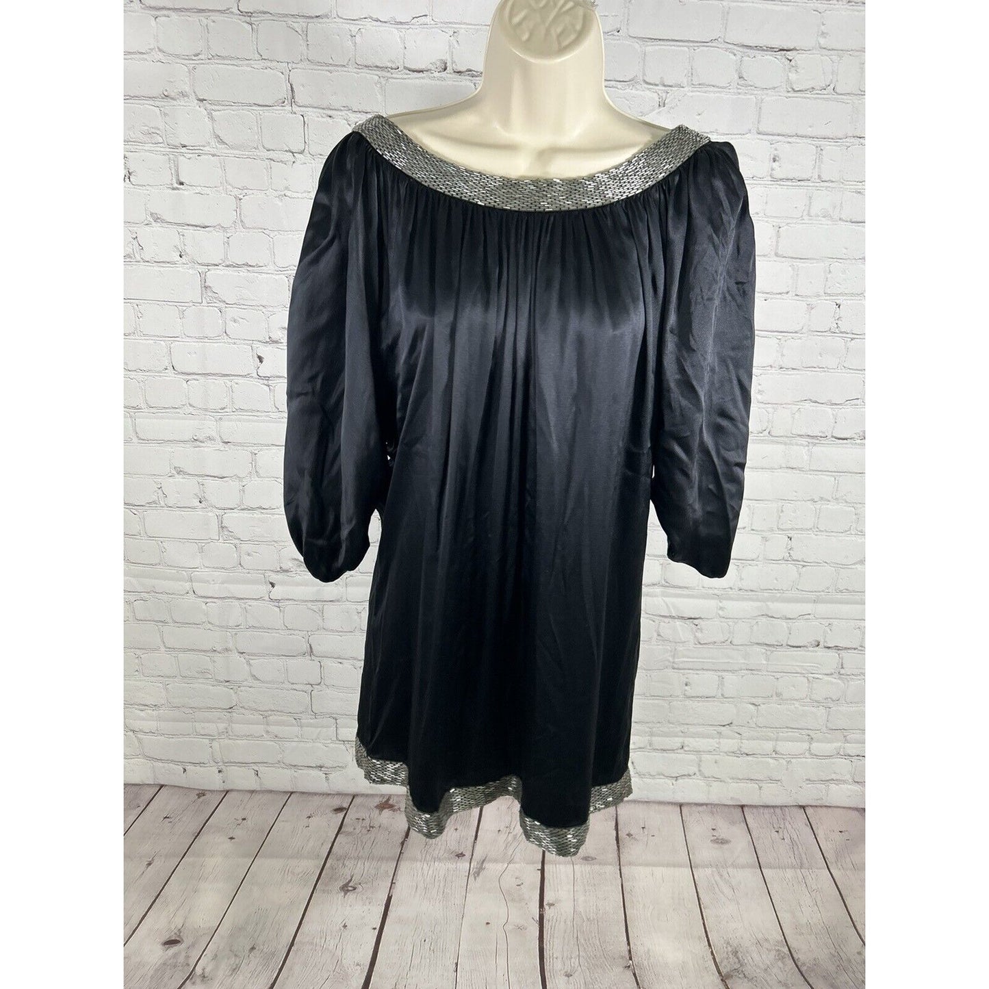 Bebe Black 100% Silk Beaded Neckline Hemline Deep V Back Women’s Tunic Dress XS
