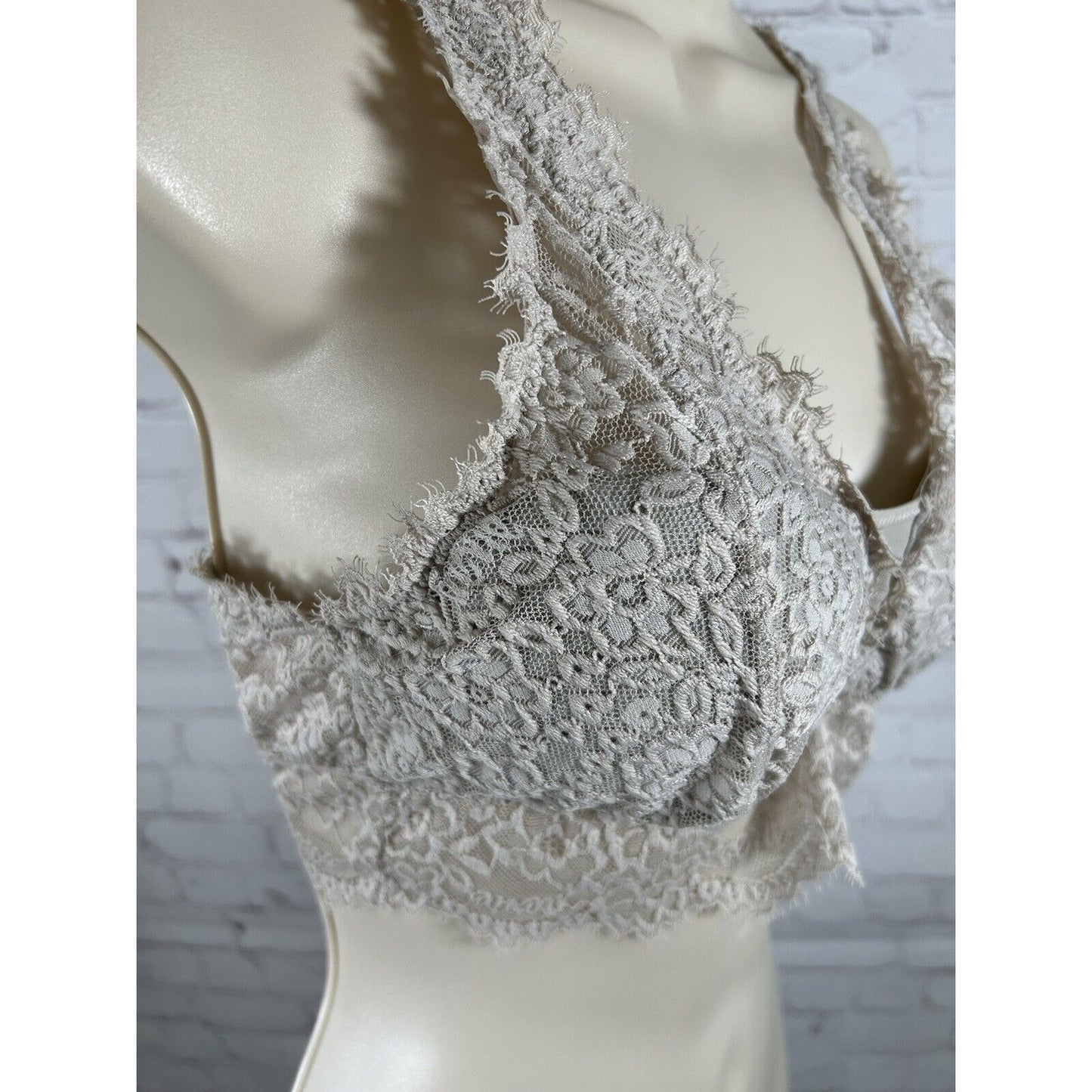 Aerie Gray Lace Lined Wireless Back Close Removable Pads Bralette Bra Women’s M